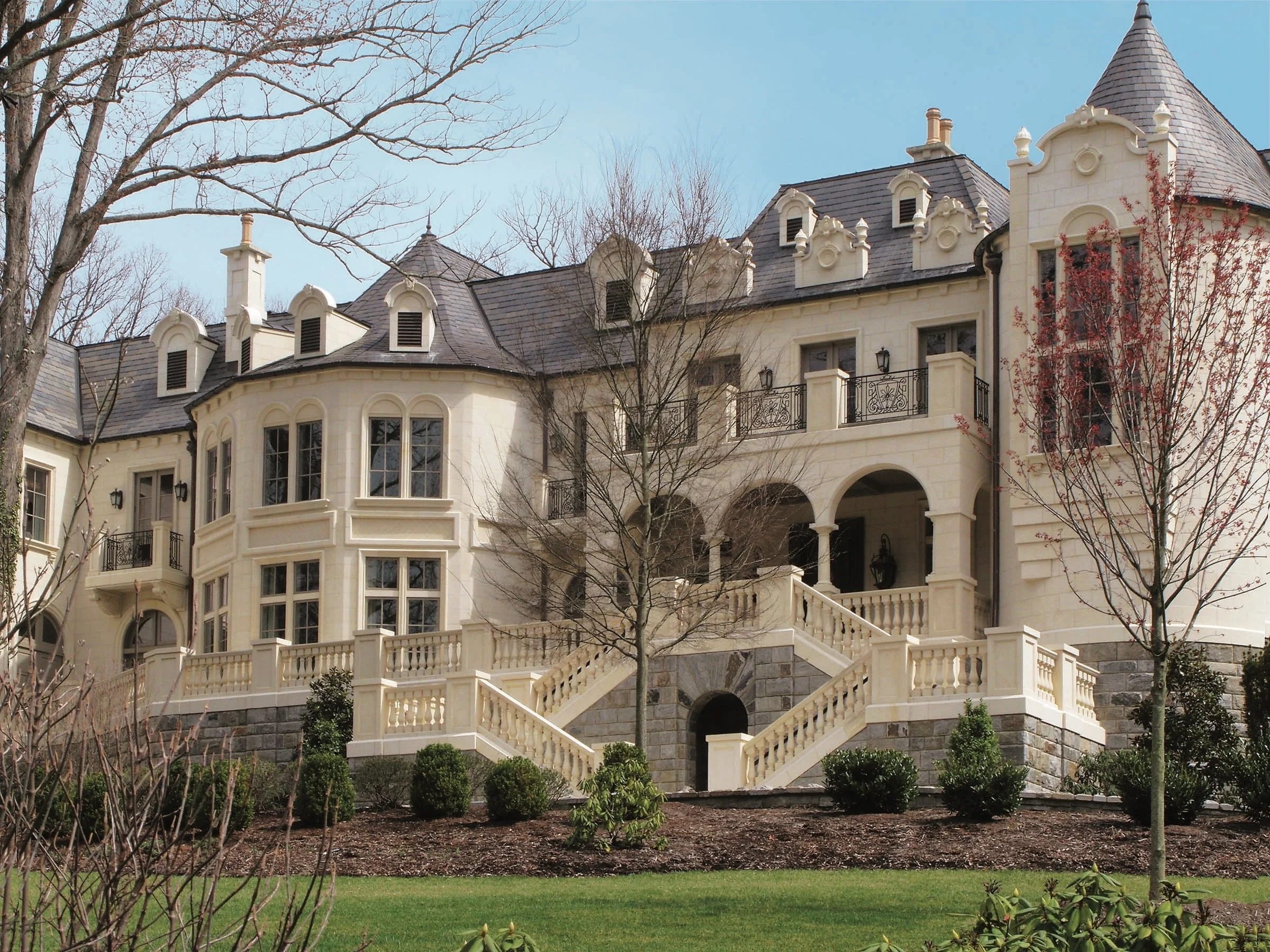 French Style Chateau in Lecce Beige