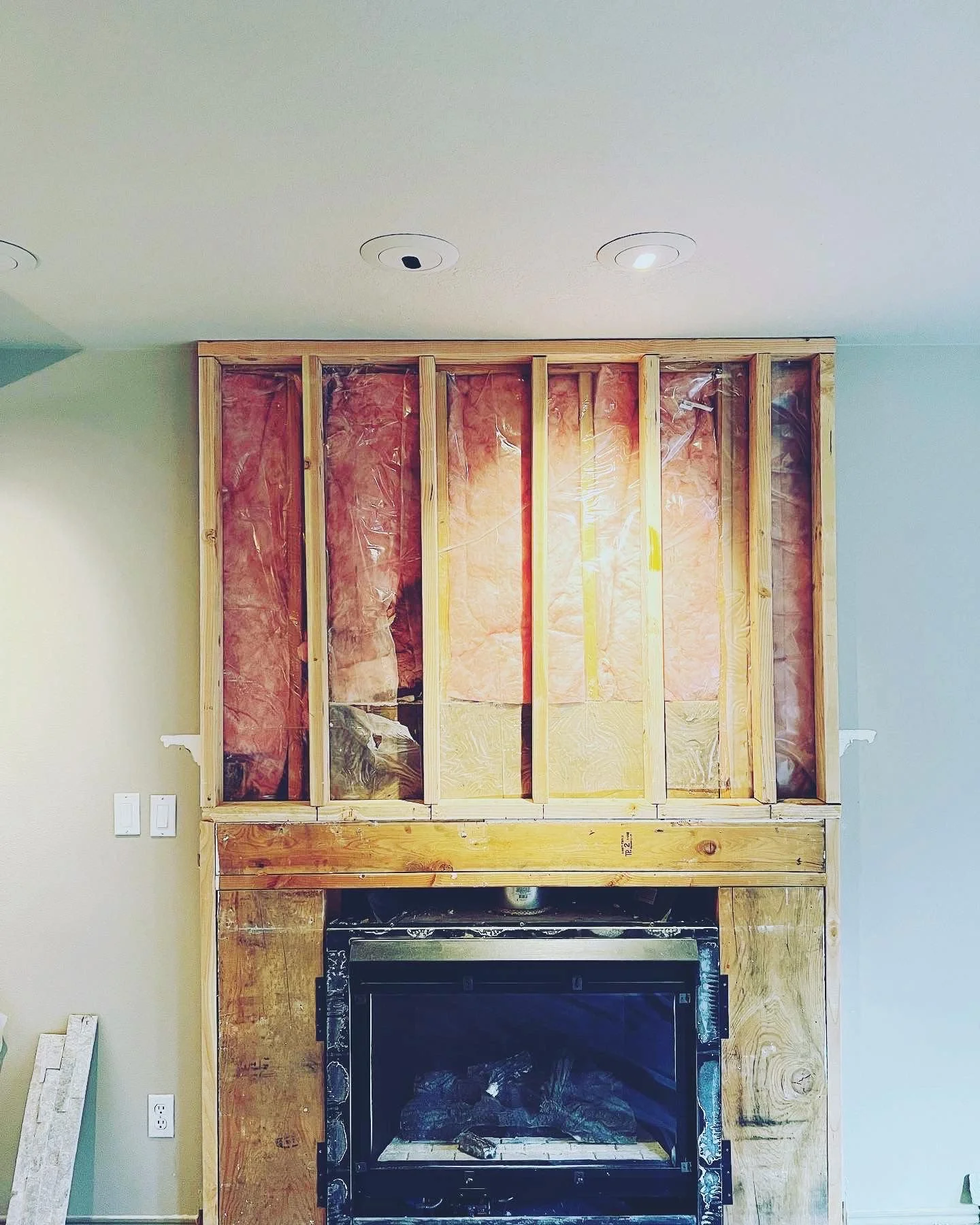 fireplace before.jpeg