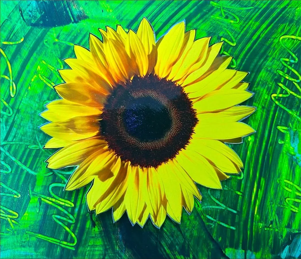☀️Solstice Soir&eacute;e☀️

The summer solstice marks a turning point&mdash;a chance to pause, reflect, and reconnect with yourself before stepping into the season ahead. 

Join Laughing One Studios for an evening of refreshment, renewal, and creativ