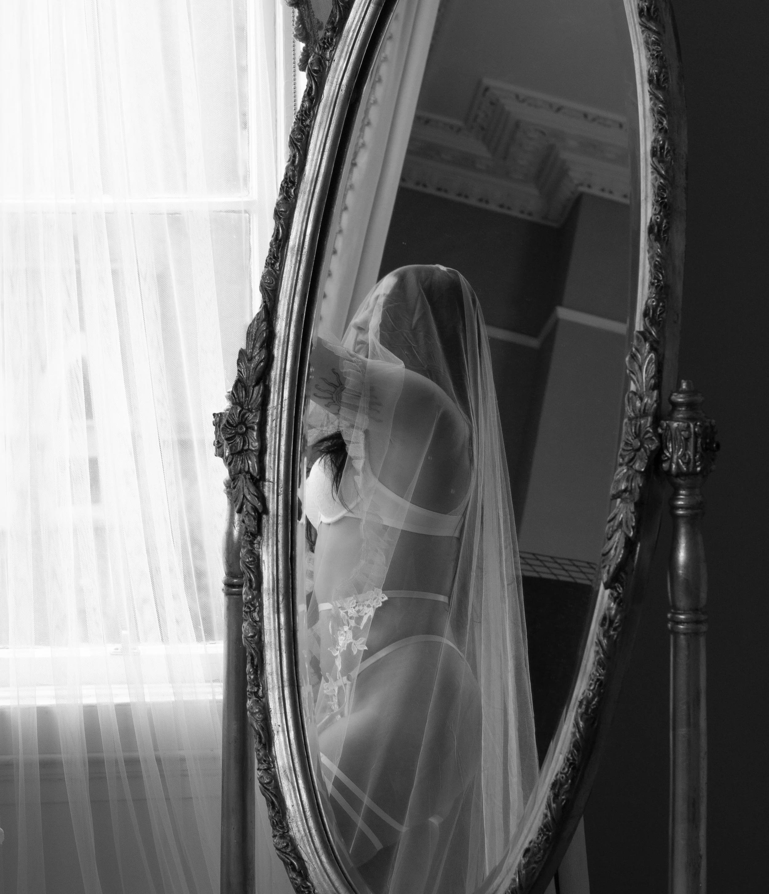 Storyofherstduio taken by Claire tolan boudoir photographer vicky2.jpg