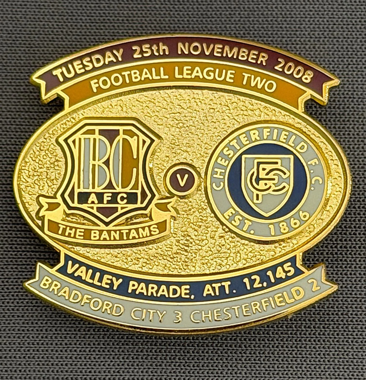 Reference Number: BCFIX009
Size: H 26.6 mm x W 29 mm
Pin Type: Brooch Pin
Plating: Gold
Value: £8
Manufacturer: Bradford City Badges
Comments: Bradford City v Chesterfield 2008/09 Limited Edition 100 Badges
