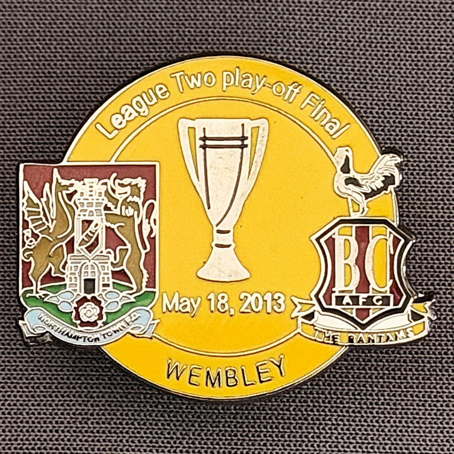 Reference Number: BCOFIX030
Size: H 23.7 mm x W 28.4 mm
Pin Type: Metal Clutch
Plating: Antique Silver
Value: £4
Manufacturer: Dan Lloyd
Comments: League 2 Play Off Final City v Northampton Town 2013, Amber Version