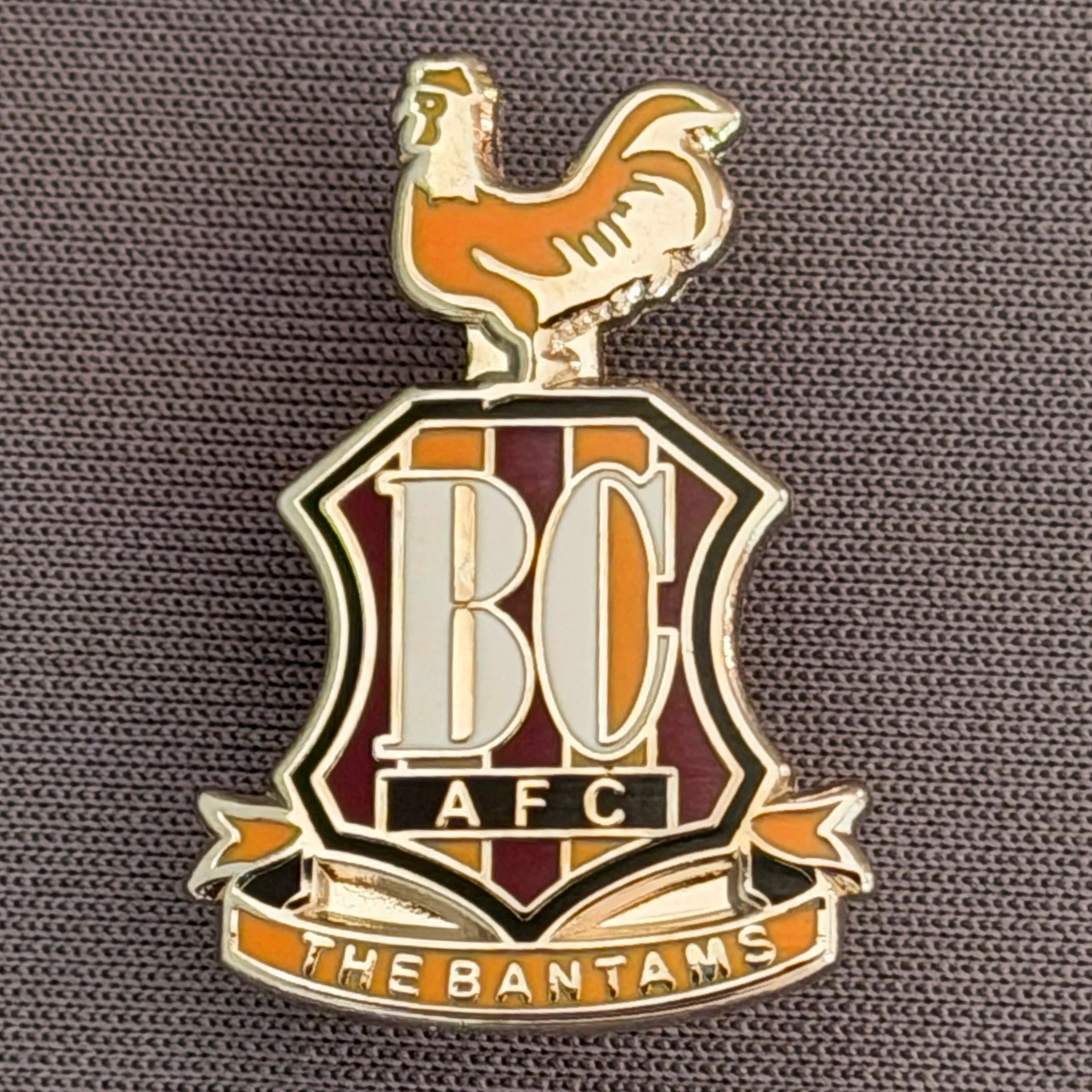 Reference Number: BCC&L085
Size: H 26 mm x 17.9  mm
Pin Type: Brooch Pin
Plating: Silver
Value: £8
Manufacturer: Unknown
Comments: Classic BCAFC Logo