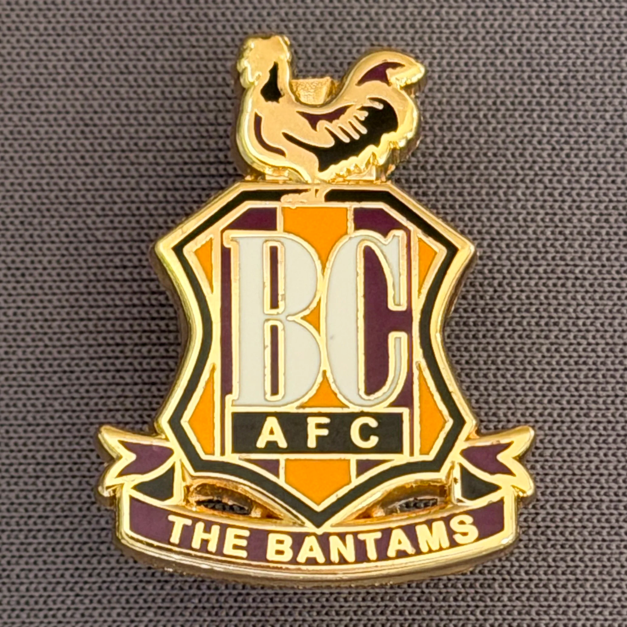 Reference Number: BCC&L095
Size: H 24.9 mm x 19.3  mm
Pin Type: Brooch Pin
Plating: Gold
Value: £6
Manufacturer: Unknown
Comments: Classic BCAFC Logo Small Version