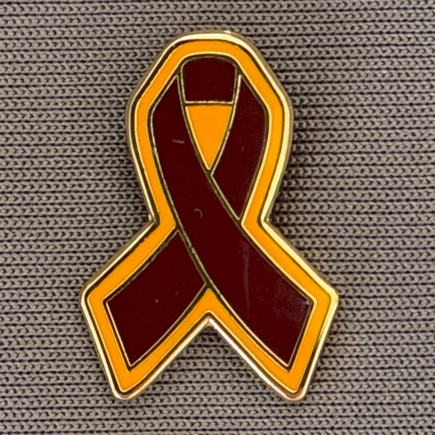 Reference Number: BCFIR020
Size: H 18.7 mm x W 13 mm
Pin Type: Metal Clutch
Plating: Gold
Value: £10
Manufacturer: Bradford City
Comments: Limited Edition of 100, Claret & Amber ribbon, sold as a boxed set of 4 to raise money for the PSBRU.