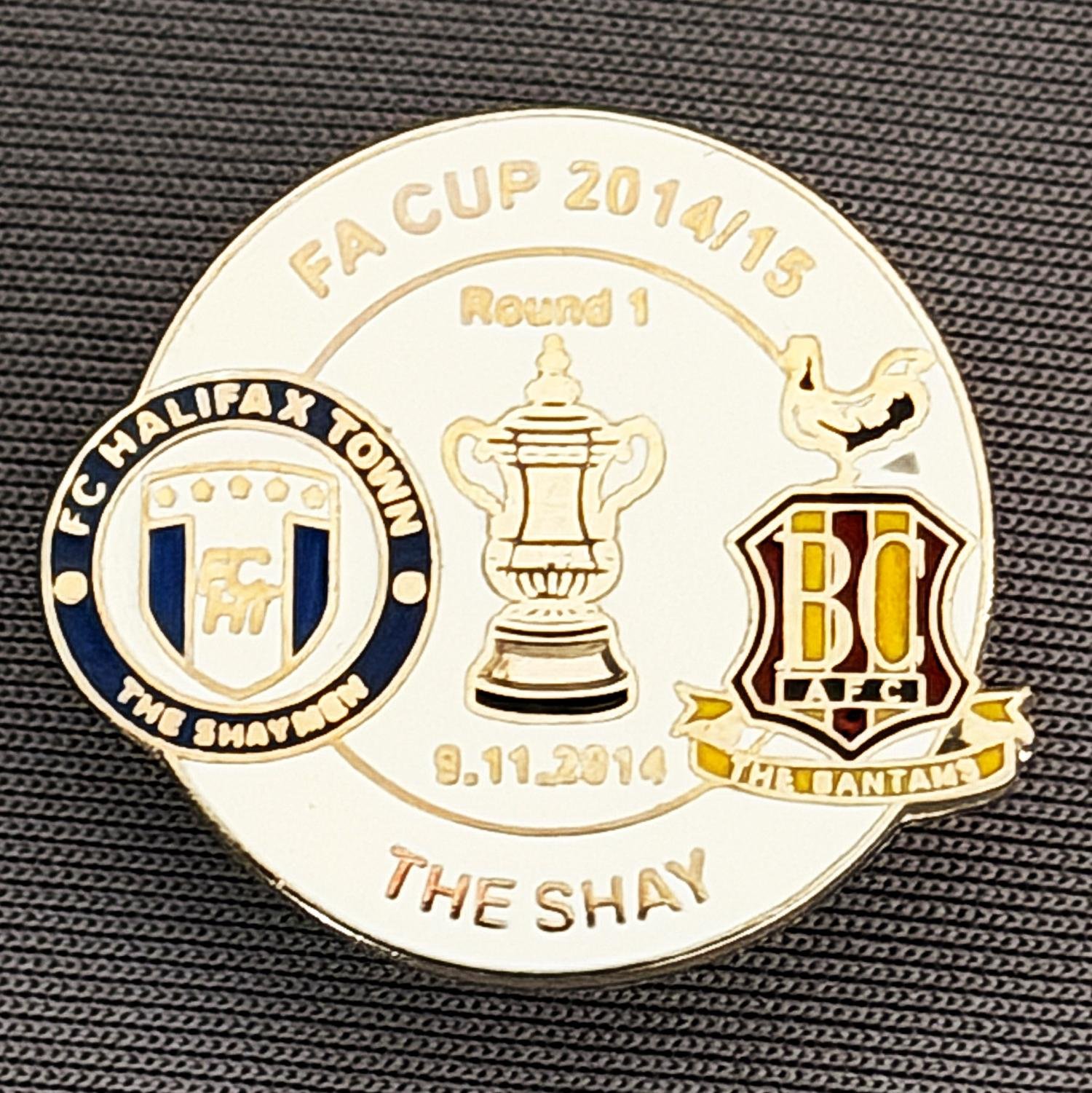 Reference Number: BCFAC060
Size: H 22. 7 mm x W 25.8 mm
Pin Type: Metal Clutch
Plating: Silver
Value: £4
Manufacturer: Dan Lloyd
Comments: F.A. Cup 2014/15 Away v Halifax Town, White Version