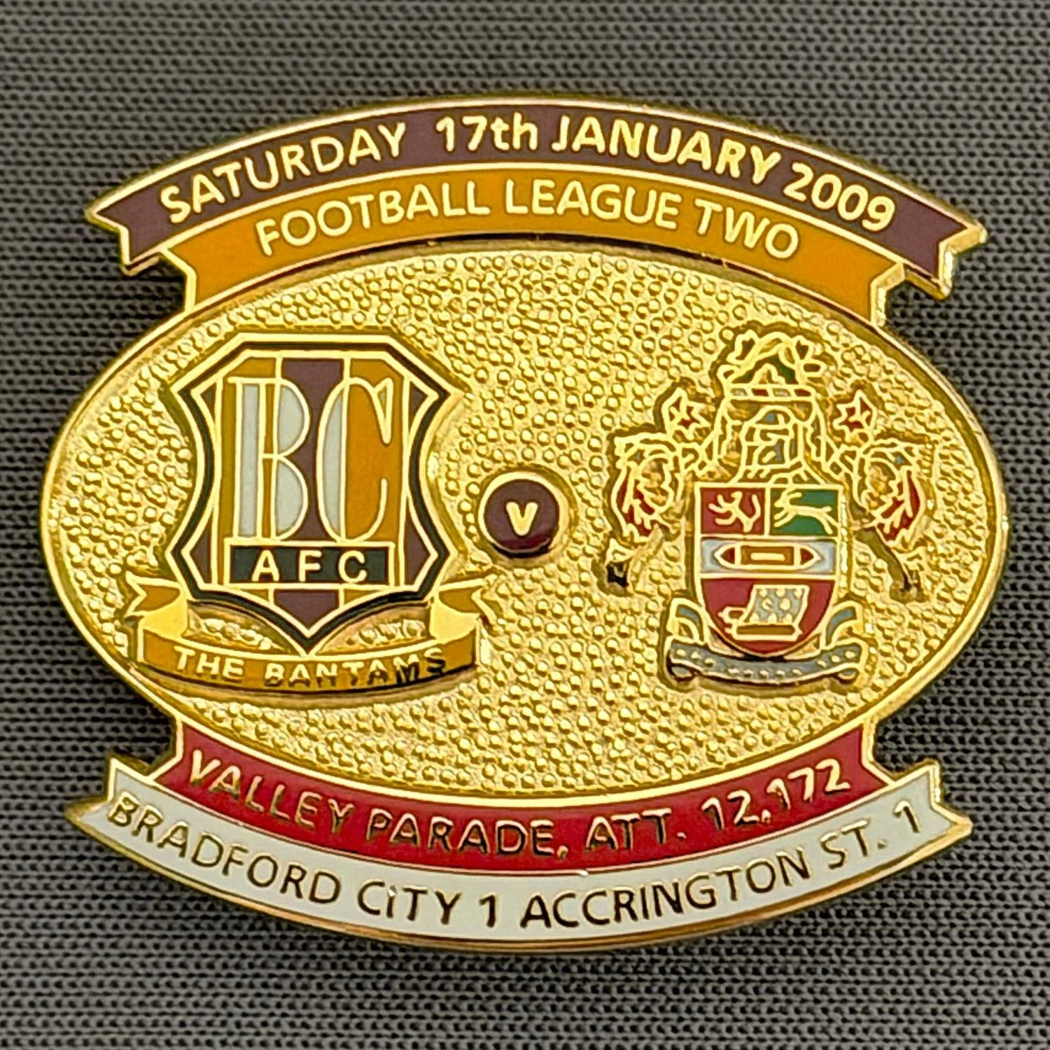 Reference Number: BCFIX014
Size: H 26.6 mm x W 29 mm
Pin Type: Brooch Pin
Plating: Gold
Value: £8
Manufacturer: Bradford City Badges
Comments: Bradford City v Accrington Stanley  2008/09 Limited Edition 100 Badges
