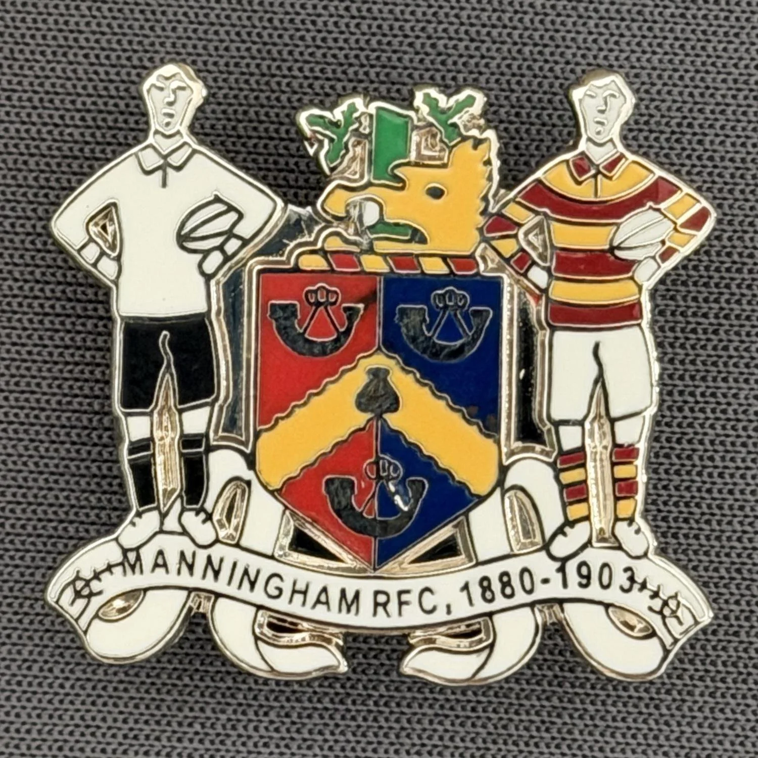 Reference Number: BCEVE044
Size: H 23 mm x W 24.7 mm
Pin Type: Brooch Pin
Plating: Silver
Value: £8
Manufacturer: Paraders
Comments: Manningham R.F.C. 1880-1903