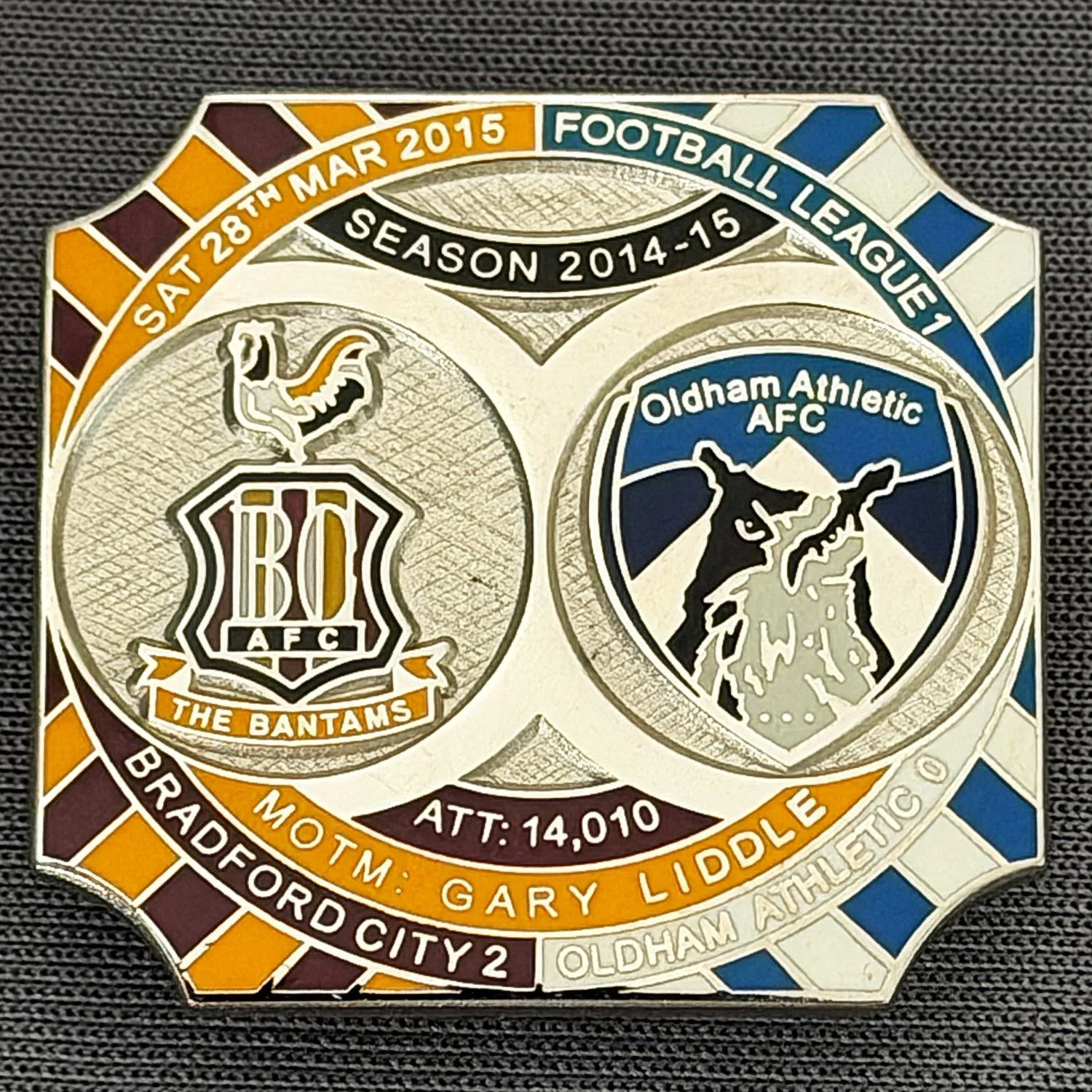 Reference Number: BCFIX295
Size: H 26.8 mm x W 28.8 mm
Pin Type: Brooch Pin
Plating: Nickel
Value: £10
Manufacturer: Bradford City Badges
Comments: Bradford City v Oldham Athletic 2014/15, Limited Edition of 10 Badges (Nickel Version)