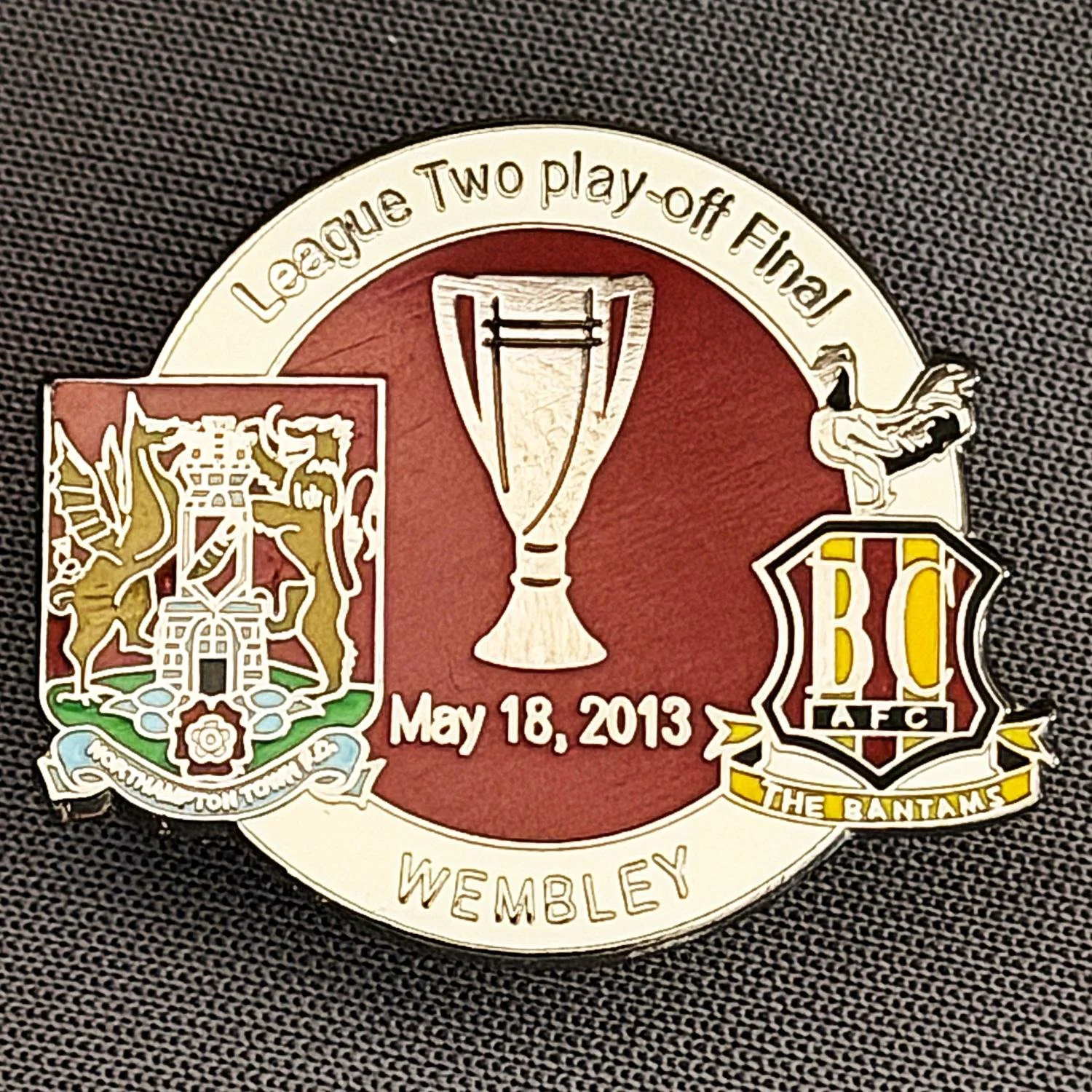Reference Number: BCOFIX034
Size: H 23.7 mm x W 28.4 mm
Pin Type: Metal Clutch
Plating: Antique Silver
Value: £4
Manufacturer: Dan Lloyd
Comments: League 2 Play Off Final City v Northampton Town 2013, White & Claret Version