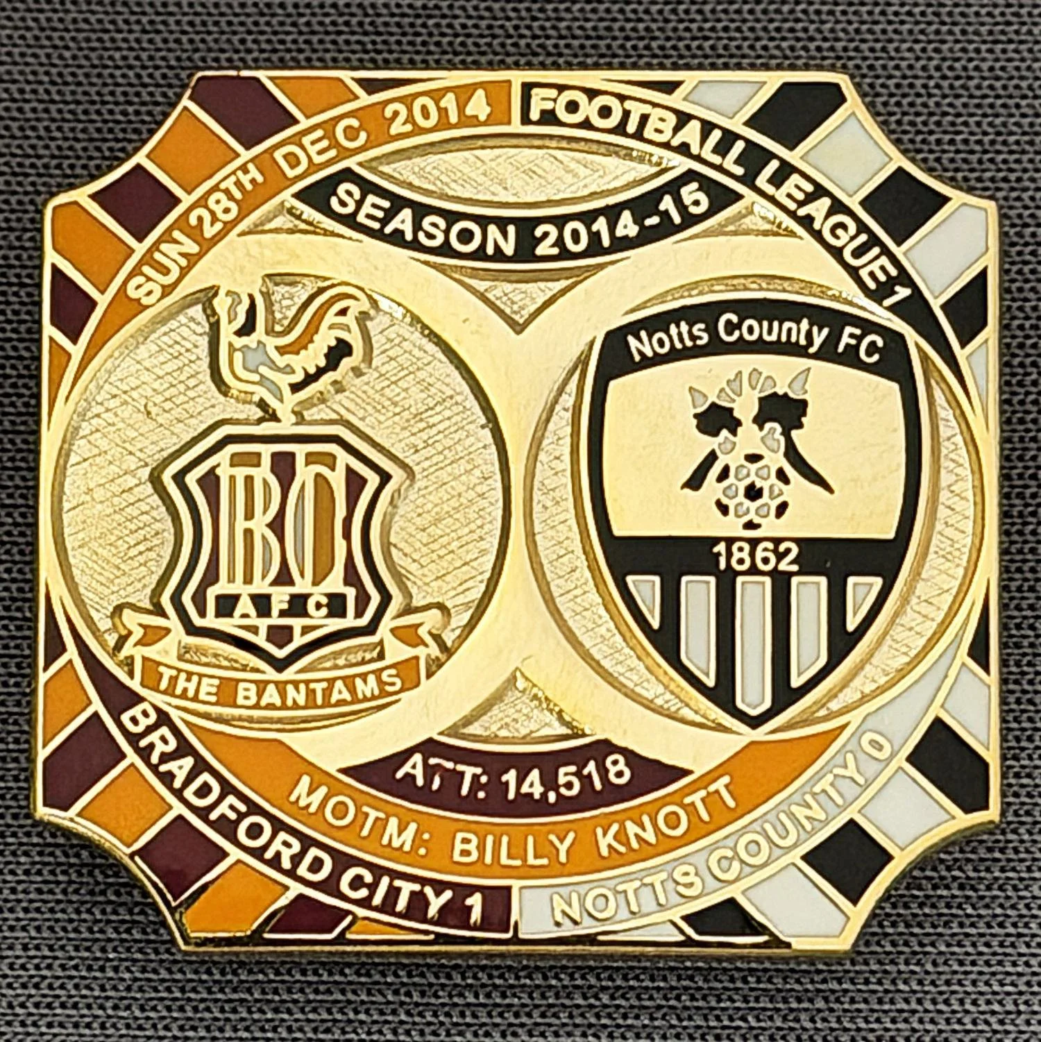 Reference Number: BCFIX264
Size: H 26.8 mm x W 28.8 mm
Pin Type: Brooch Pin
Plating: Gold
Value: £8
Manufacturer: Bradford City Badges
Comments: Bradford City v Notts County 2014/15, Limited Edition of 50 Badges (Gold Version)