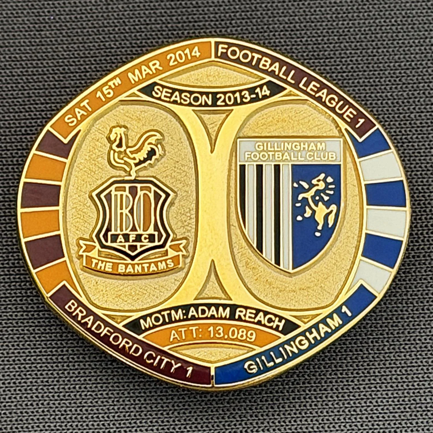 Reference Number: BCFIX203
Size: H 26.3 mm x W 28.9 mm
Pin Type: Brooch Pin
Plating: Gold
Value: £8
Manufacturer: Bradford City Badges
Comments: Bradford City v Gillingham 2013/14 Limited Edition 55 Badges