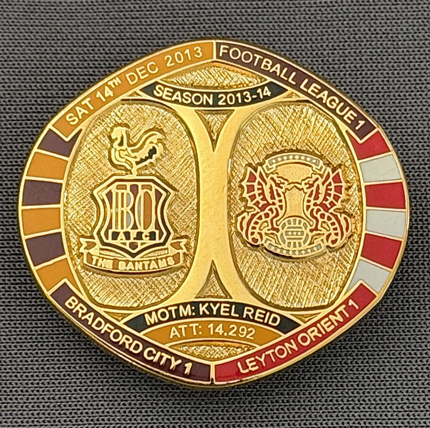 Reference Number: BCFIX194
Size: H 26.3 mm x W 28.9 mm
Pin Type: Brooch Pin
Plating: Gold
Value: £8
Manufacturer: Bradford City Badges
Comments: Bradford City v Leyton Orient 2013/14 Limited Edition 55 Badges