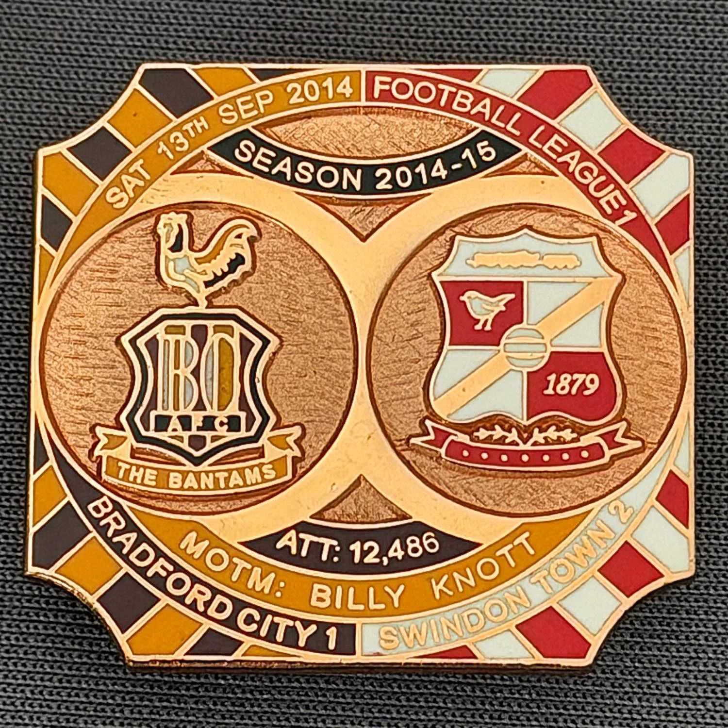 Reference Number: BCFIX303
Size: H 26.8 mm x W 28.8 mm
Pin Type: Brooch Pin
Plating: Copper
Value: £12
Manufacturer: Bradford City Badges
Comments: Bradford City v Swindon Town 2014/15, Limited Edition of 1 Badge (Copper Version)