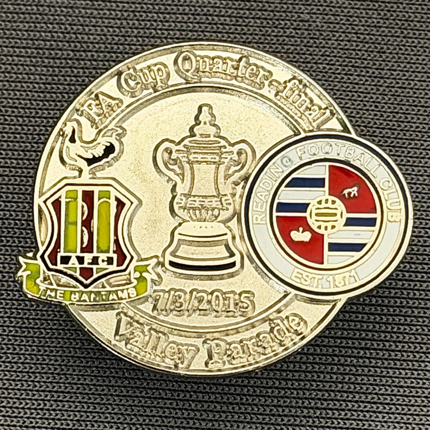 Reference Number: BCFAC120
Size: H 21.8 mm x W 25.5 mm
Pin Type: Metal Clutch
Plating: Silver
Value: £4
Manufacturer: Dan Lloyd
Comments: F.A. Cup Quarter Final 2014/15, v Reading, Silver Version