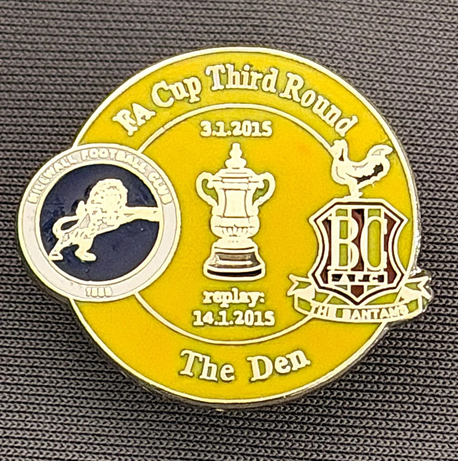 Reference Number: BCFAC077
Size: H 22.7 mm x W 26 mm
Pin Type: Metal Clutch
Plating: Silver
Value: £4
Manufacturer: Dan Lloyd
Comments: F.A. Cup Third Round 2014/15, Away v Millwall, Amber Version
