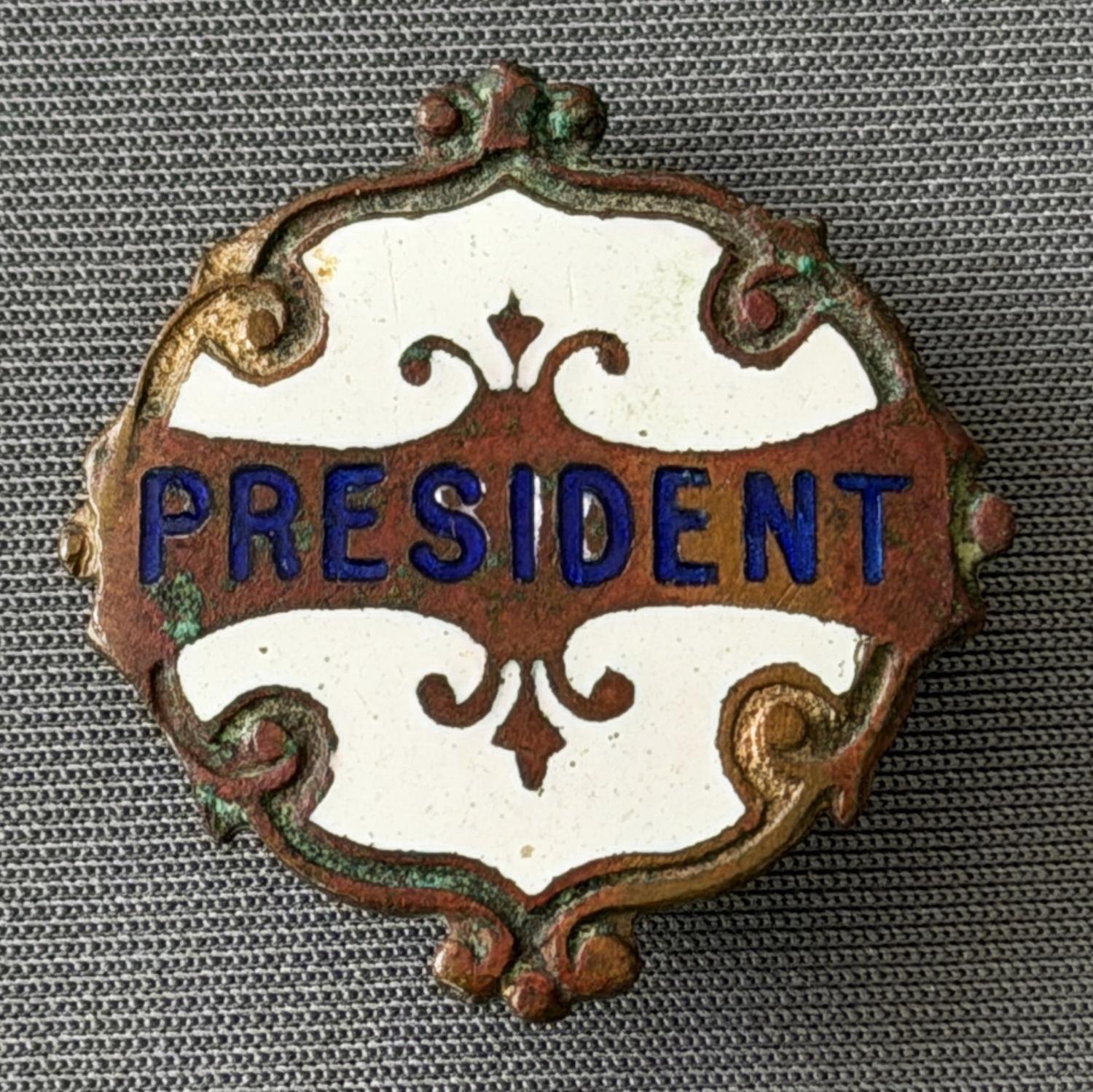 Reference Number: BCDIR001
Size: H 30.5 mm x W 29.5 mm
Pin Type: Brooch Pin
Plating: Brass
Value: Unknown
Manufacturer: Unknown
Comments: Badge Owned by Alfred Ayrton President of Bradford City 1903-1907
