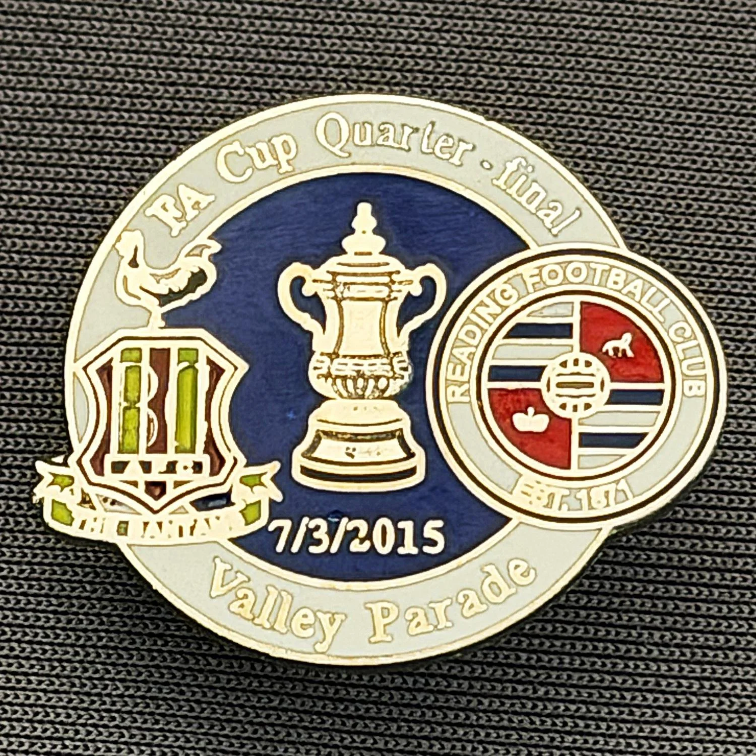 Reference Number: BCFAC119
Size: H 21.8 mm x W 25.5 mm
Pin Type: Metal Clutch
Plating: Silver
Value: £4
Manufacturer: Dan Lloyd
Comments: F.A. Cup Quarter Final 2014/15, v Reading, White & Blue Version