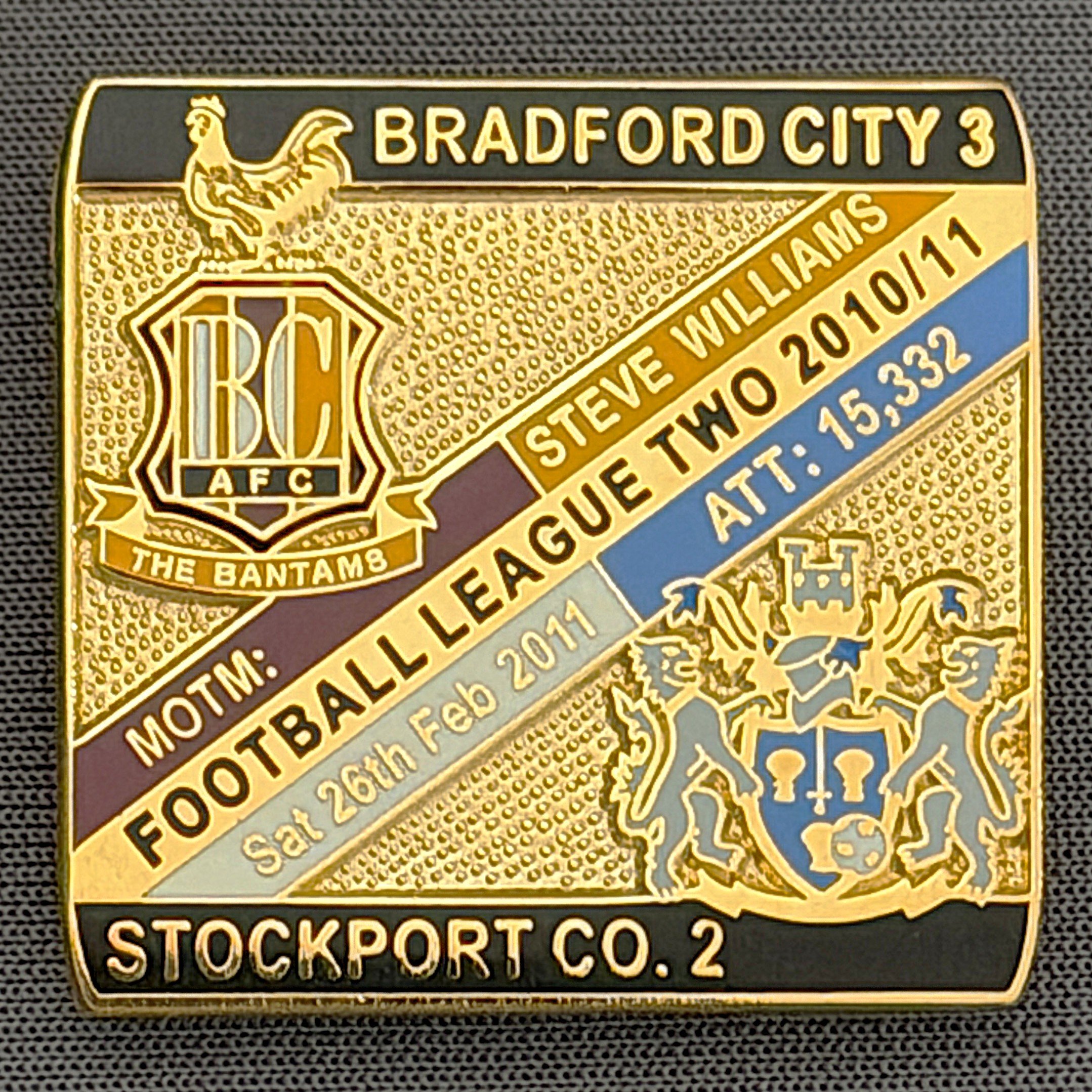 Reference Number: BCFIX062
Size: H 28.3 mm x W 29.3 mm
Pin Type: Brooch Pin
Plating: Gold
Value: £8
Manufacturer: Bradford City Badges
Comments: Bradford City v Stockport County  2010/11 Limited Edition 100 Badges