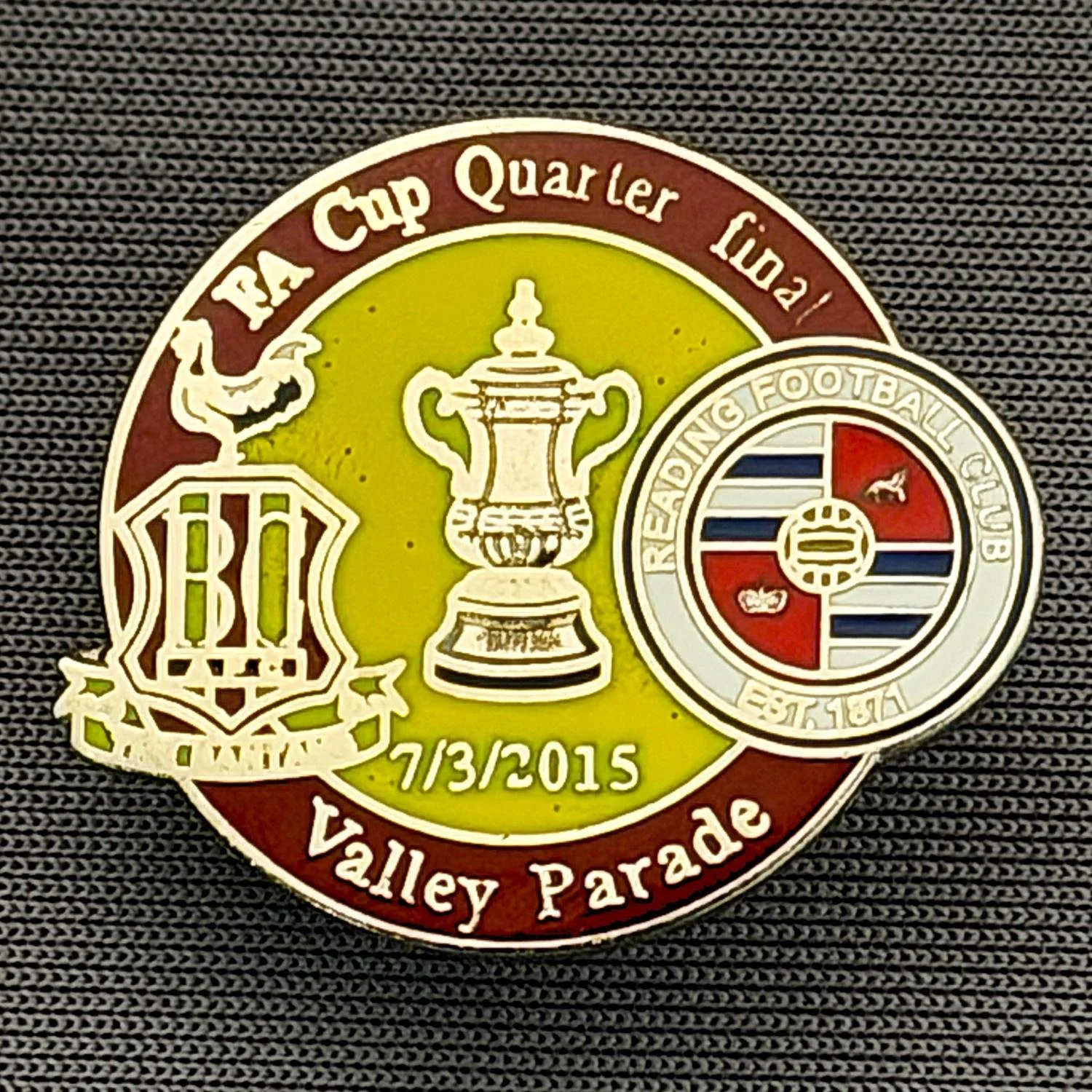 Reference Number: BCFAC110
Size: H 21.8 mm x W 25.5 mm
Pin Type: Metal Clutch
Plating: Silver
Value: £4
Manufacturer: Dan Lloyd
Comments: F.A. Cup Quarter Final 2014/15, v Reading, Claret & Amber Version