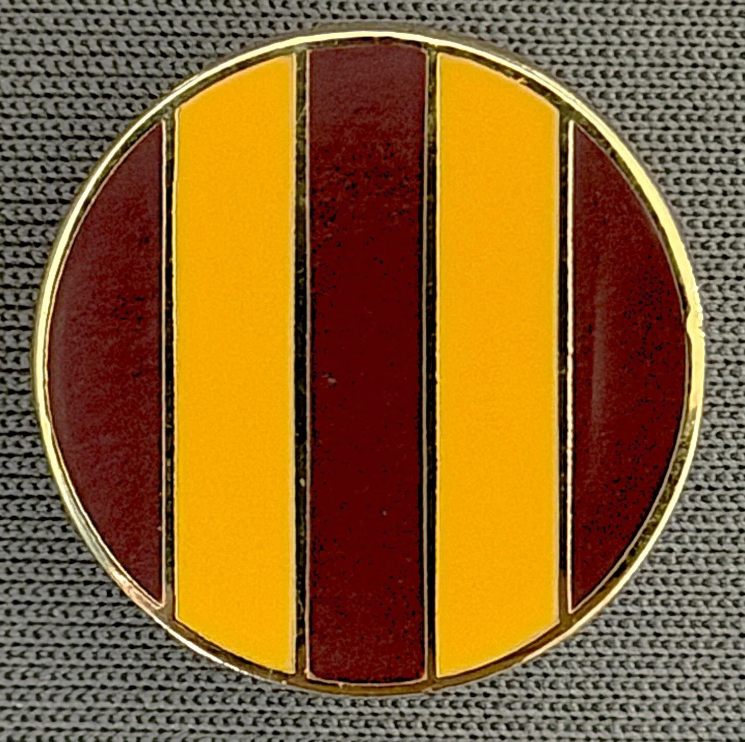Reference Number: BCUN062
Size: D 18.5 mm
Pin Type: Metal Clutch
Plating: Gold
Value: £8
Manufacturer: Bradford City Badges
Comments: Purchased by Bradford City for Staff Members to Wear in Lapels