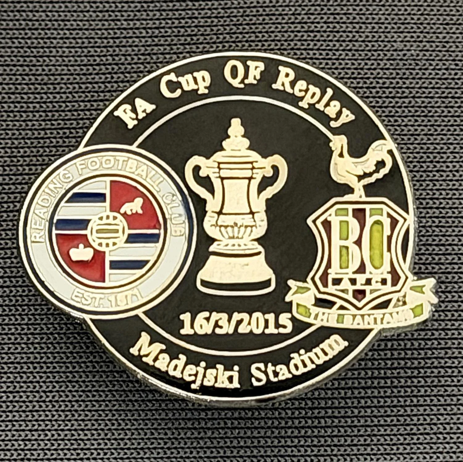Reference Number: BCFAC127
Size: H 21.9 mm x W 26 mm
Pin Type: Metal Clutch
Plating: Silver
Value: £4
Manufacturer: Dan Lloyd
Comments: F.A. Cup Quarter Final Replay 2014/15, Away v Reading, Black Version