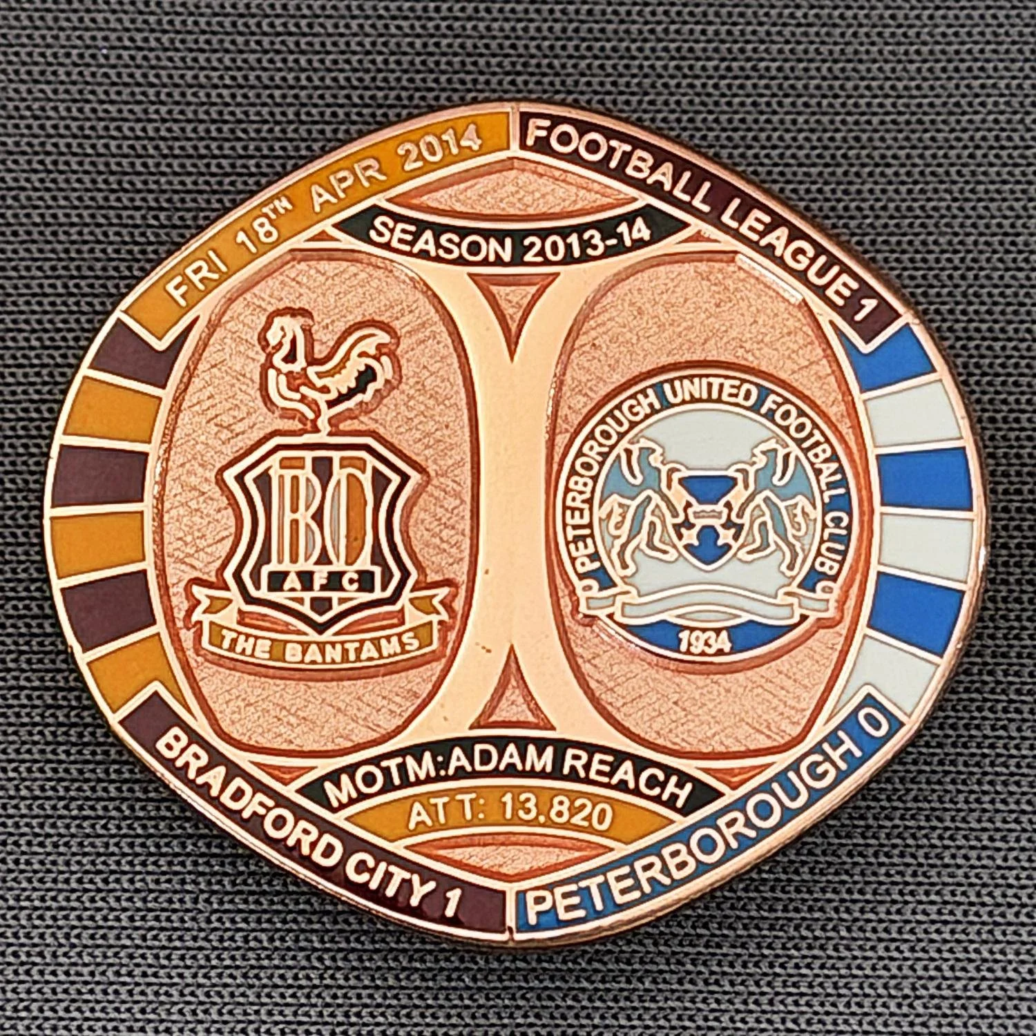 Reference Number: BCFIX252
Size: H 26.3 mm x W 28.9 mm
Pin Type: Brooch Pin
Plating: Copper
Value: £12
Manufacturer: Bradford City Badges
Comments: Bradford City v Peterborough 2013/14, Limited Edition of 1 Badge (Copper Version)