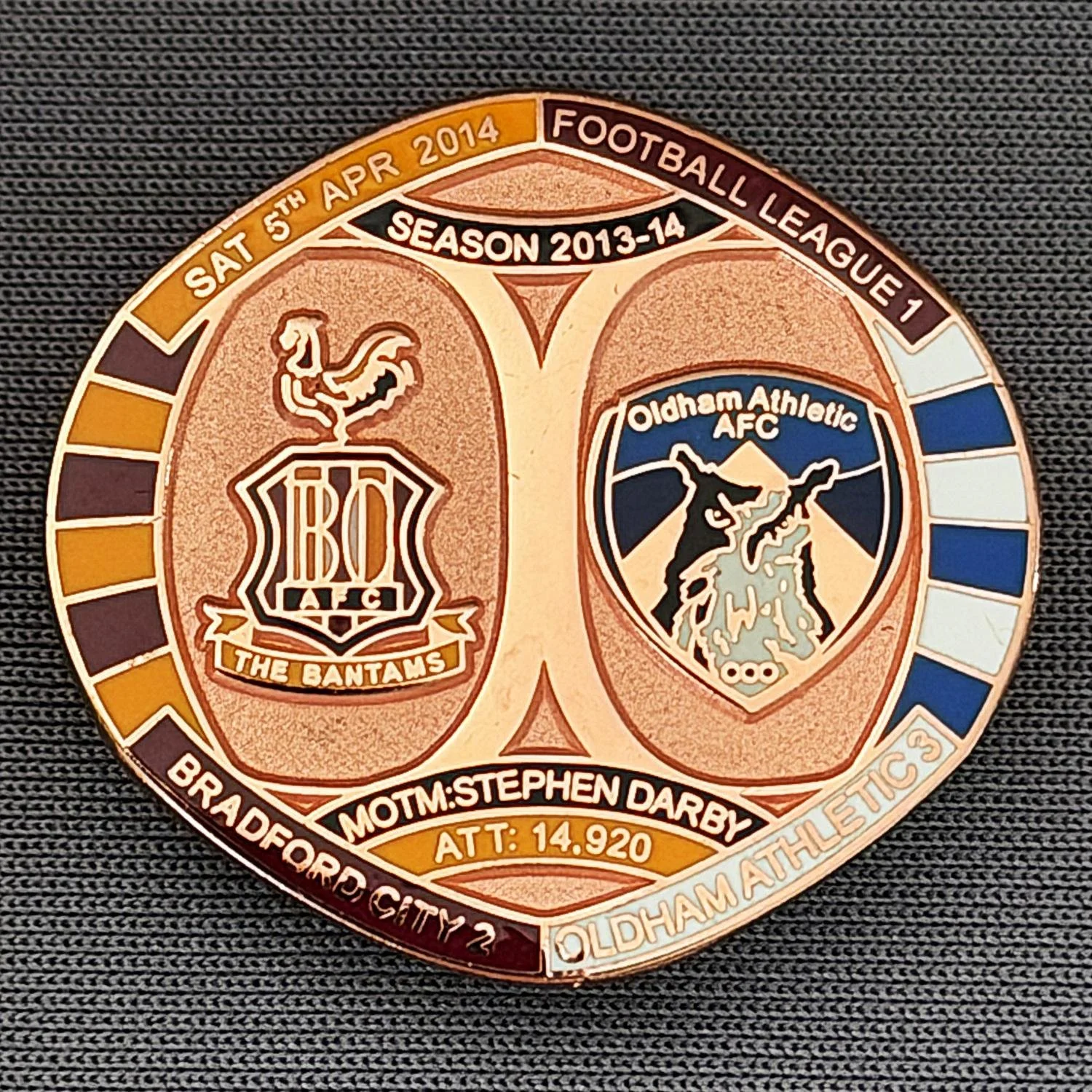 Reference Number: BCFIX251
Size: H 26.3 mm x W 28.9 mm
Pin Type: Brooch Pin
Plating: Copper
Value: £12
Manufacturer: Bradford City Badges
Comments: Bradford City v Oldham Athletic 2013/14, Limited Edition of 1 Badge (Copper Version)