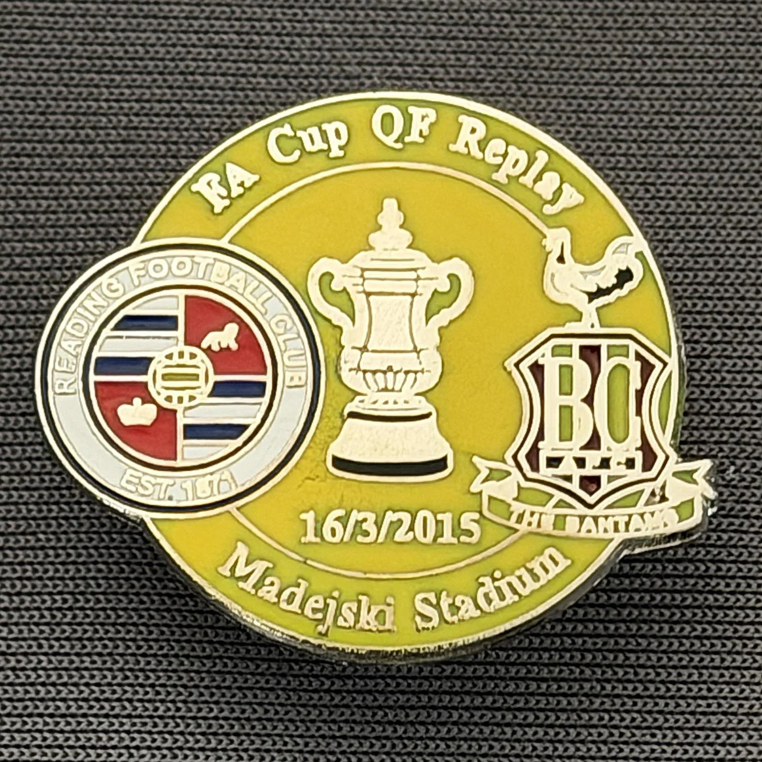 Reference Number: BCFAC124
Size: H 21.9 mm x W 26 mm
Pin Type: Metal Clutch
Plating: Silver
Value: £4
Manufacturer: Dan Lloyd
Comments: F.A. Cup Quarter Final Replay 2014/15, Away v Reading, Amber Version