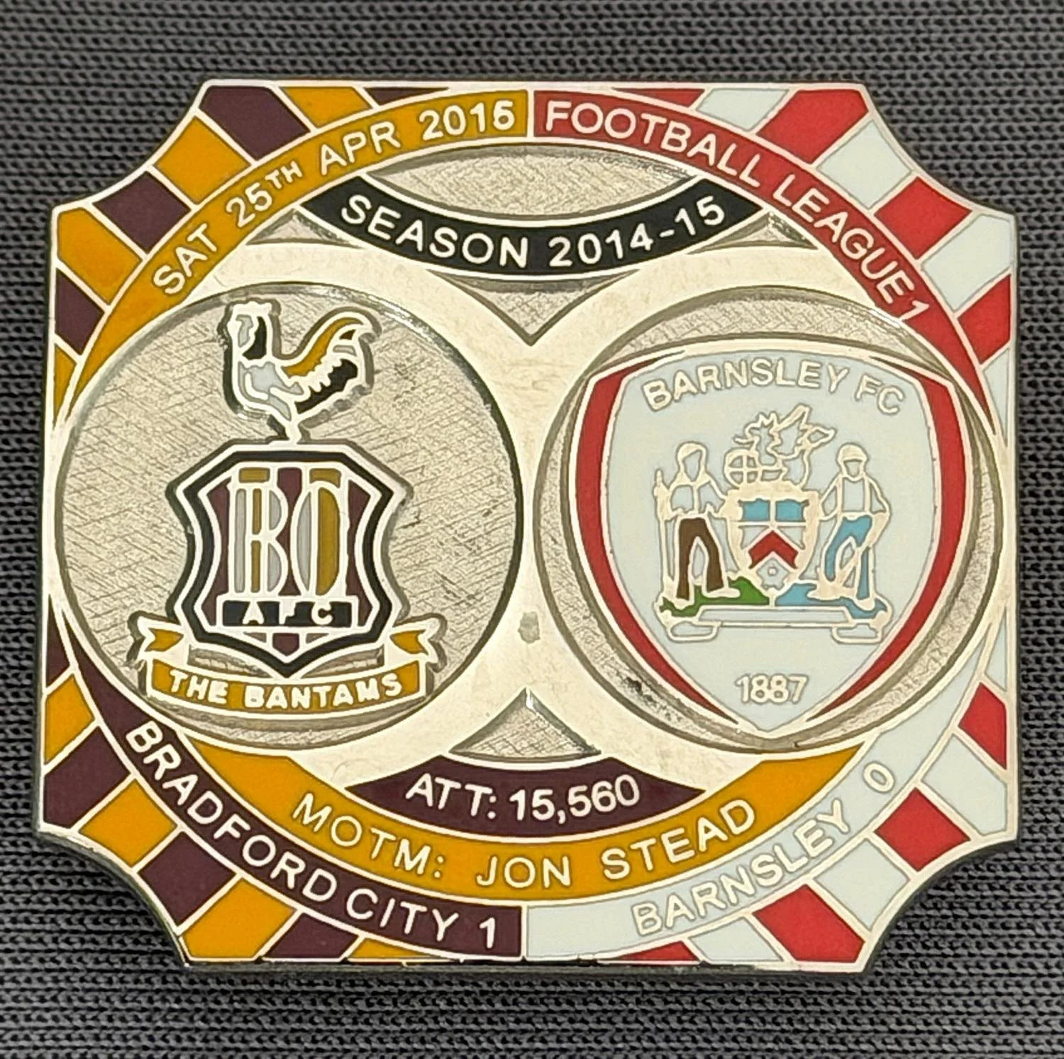 Reference Number: BCFIX299
Size: H 26.8 mm x W 28.8 mm
Pin Type: Brooch Pin
Plating: Nickel
Value: £10
Manufacturer: Bradford City Badges
Comments: Bradford City v Barnsley 2014/15, Limited Edition of 10 Badges (Nickel Version)