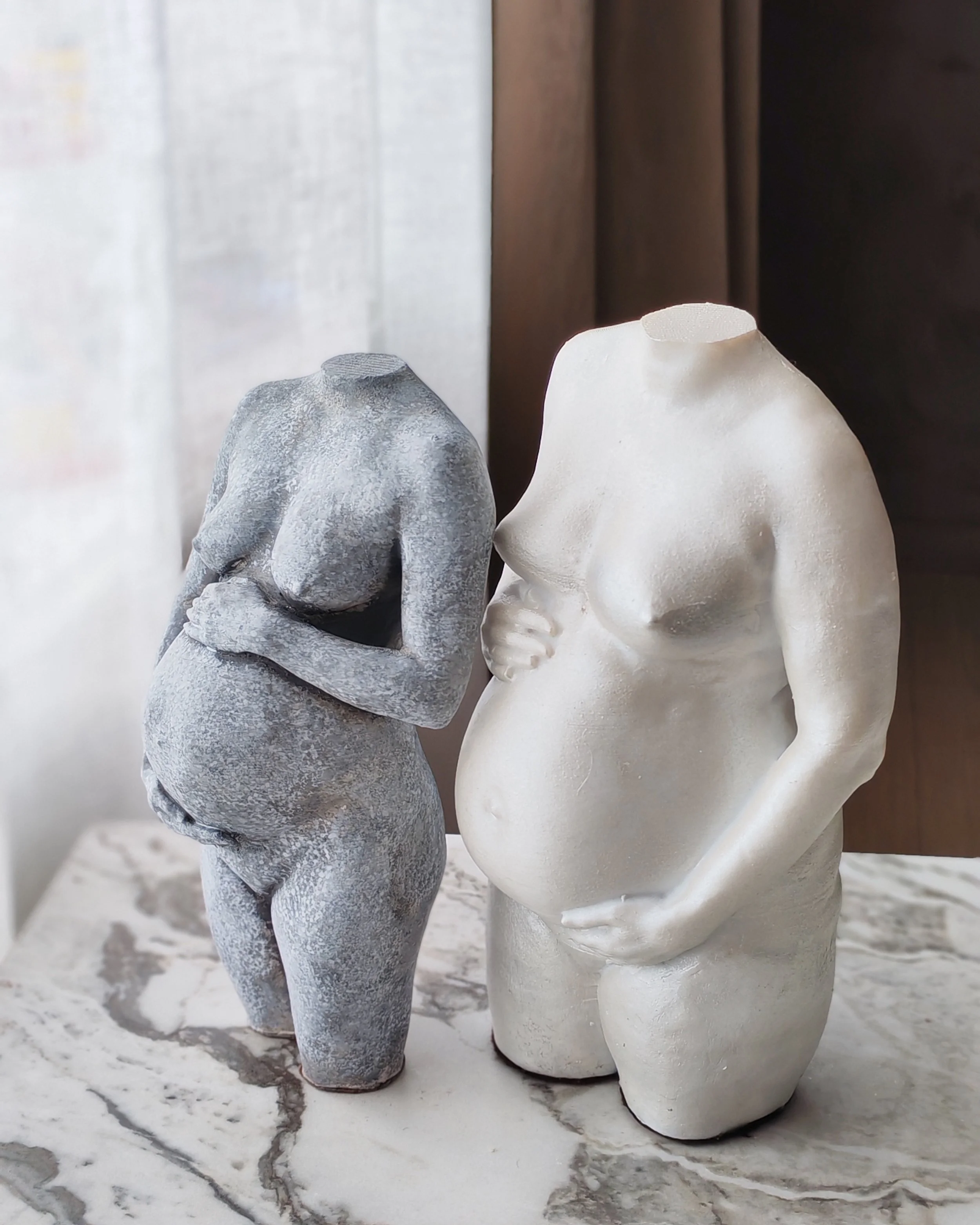 Steinutførelse og perleutførelse på 3D-gravidskulptur fra Sculpt
