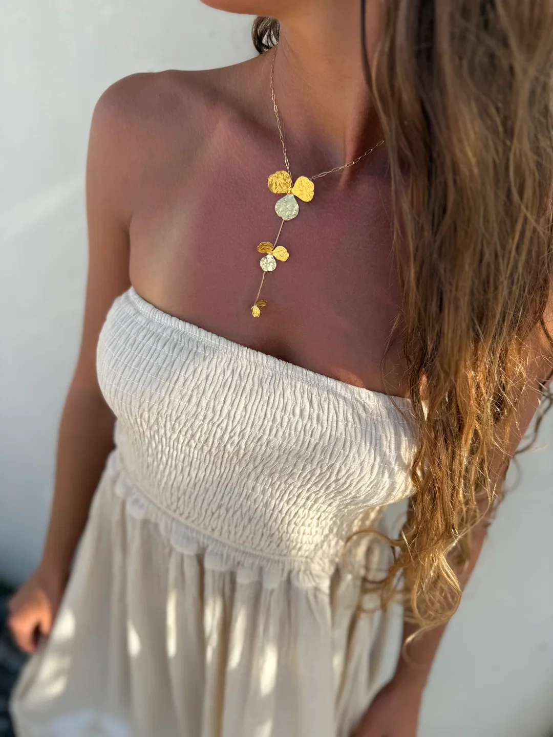 FALLING BLOSSOM NECKLACE