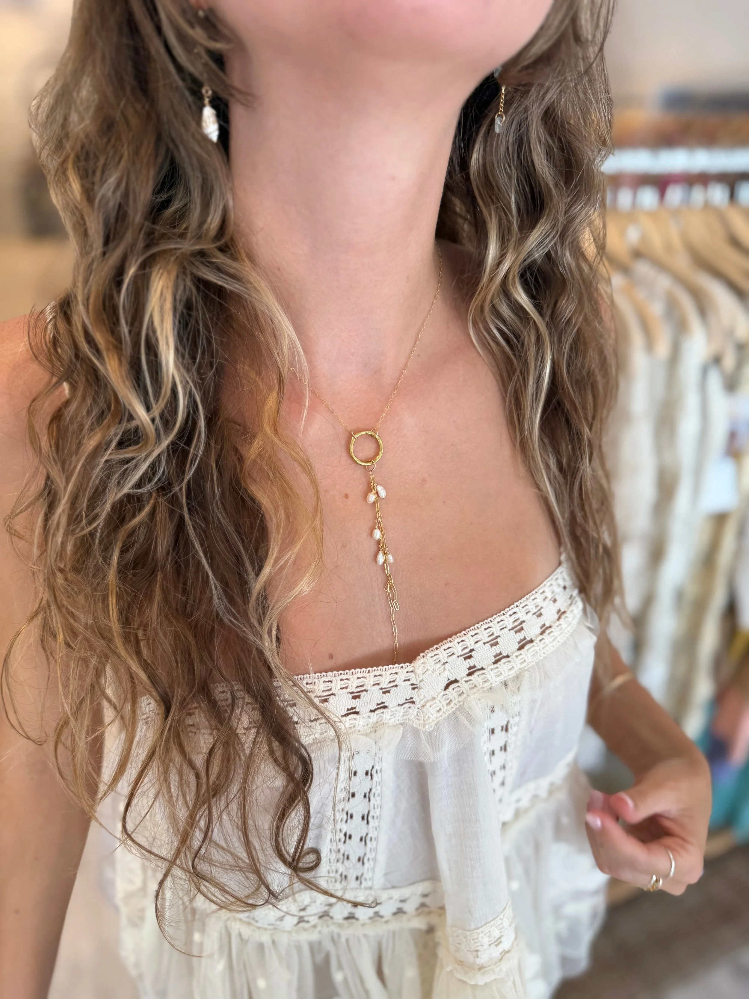 MILOS RAIN LIGHT NECKLACE