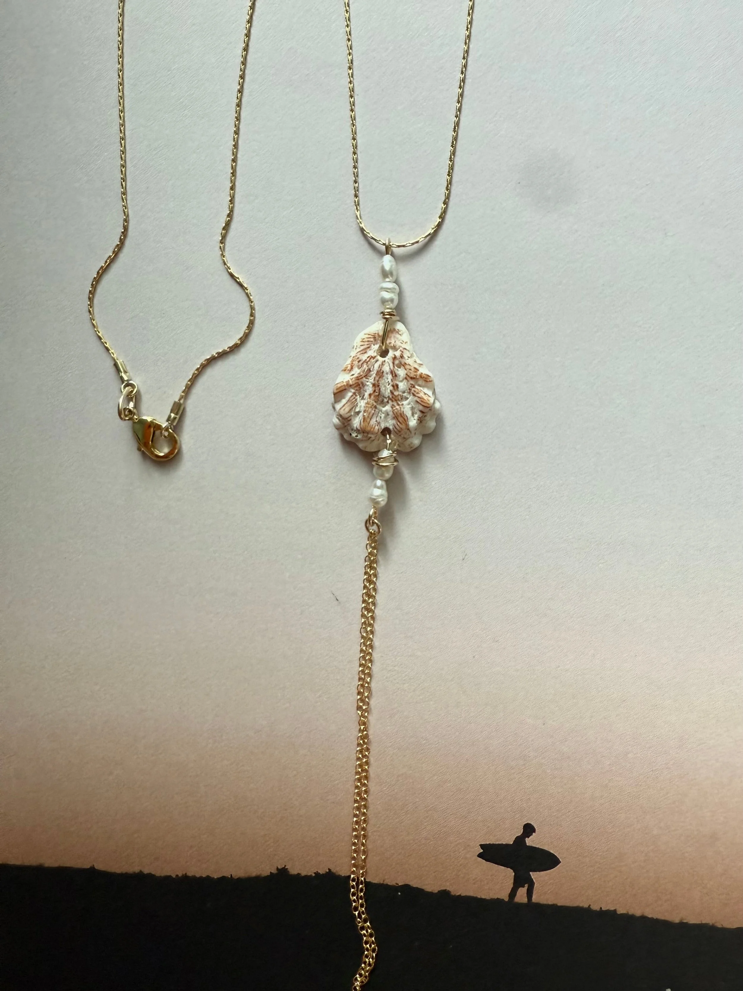 GOLDEN SHORE NECKLACE