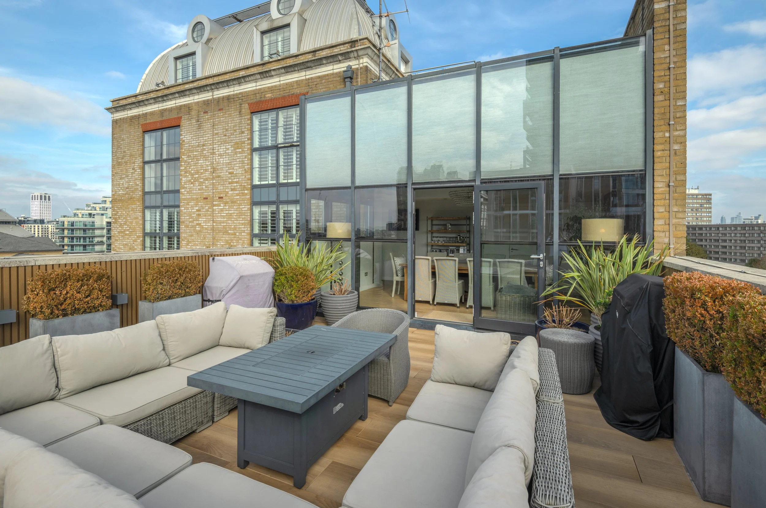 01_TERRACE_05.jpg