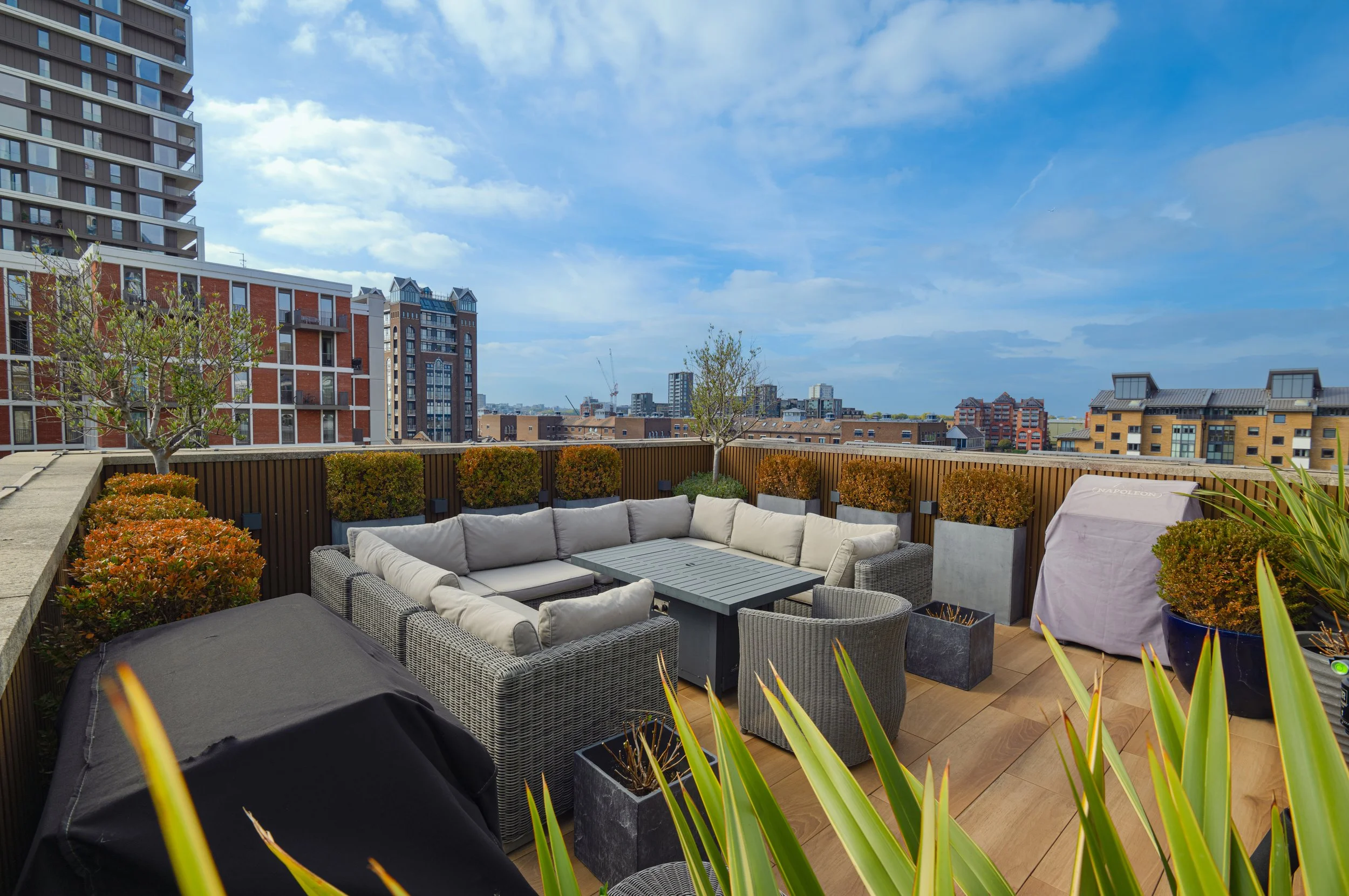01_TERRACE_00.jpg
