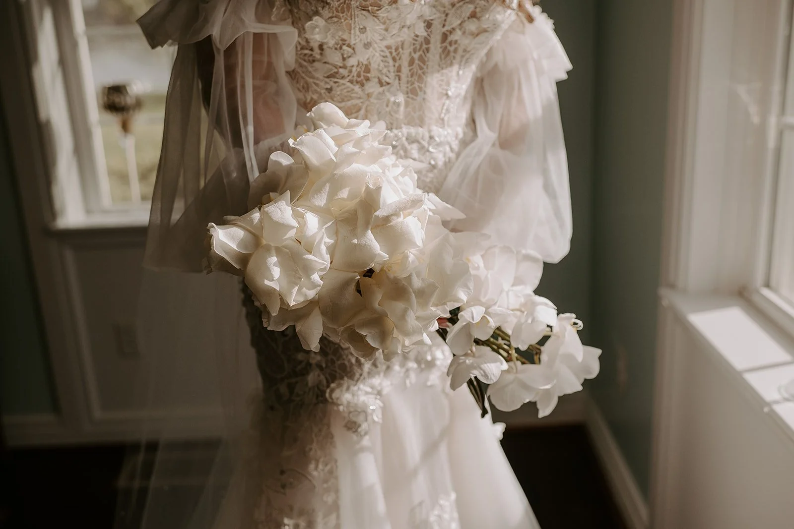 Luxe White Roses Barefoot-Floral-Maryland-Florist