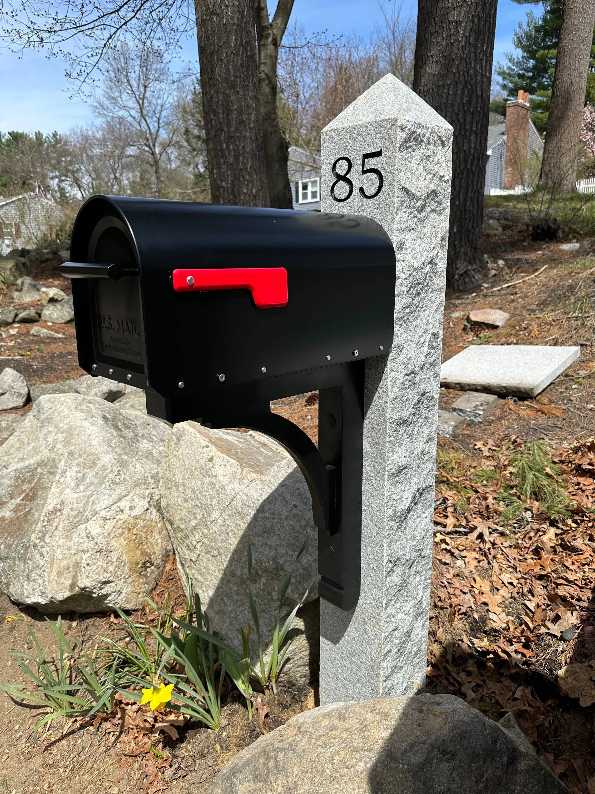 granite post, apex cap, black mailbox, black AZEK bracket