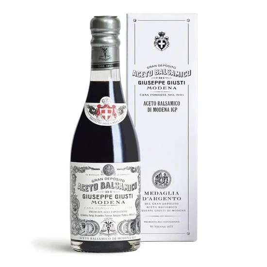 GIUSEPPE GIUSTI - balsamic vinegar of Modena PGI 1 Silver Medal - Cubica 250ml