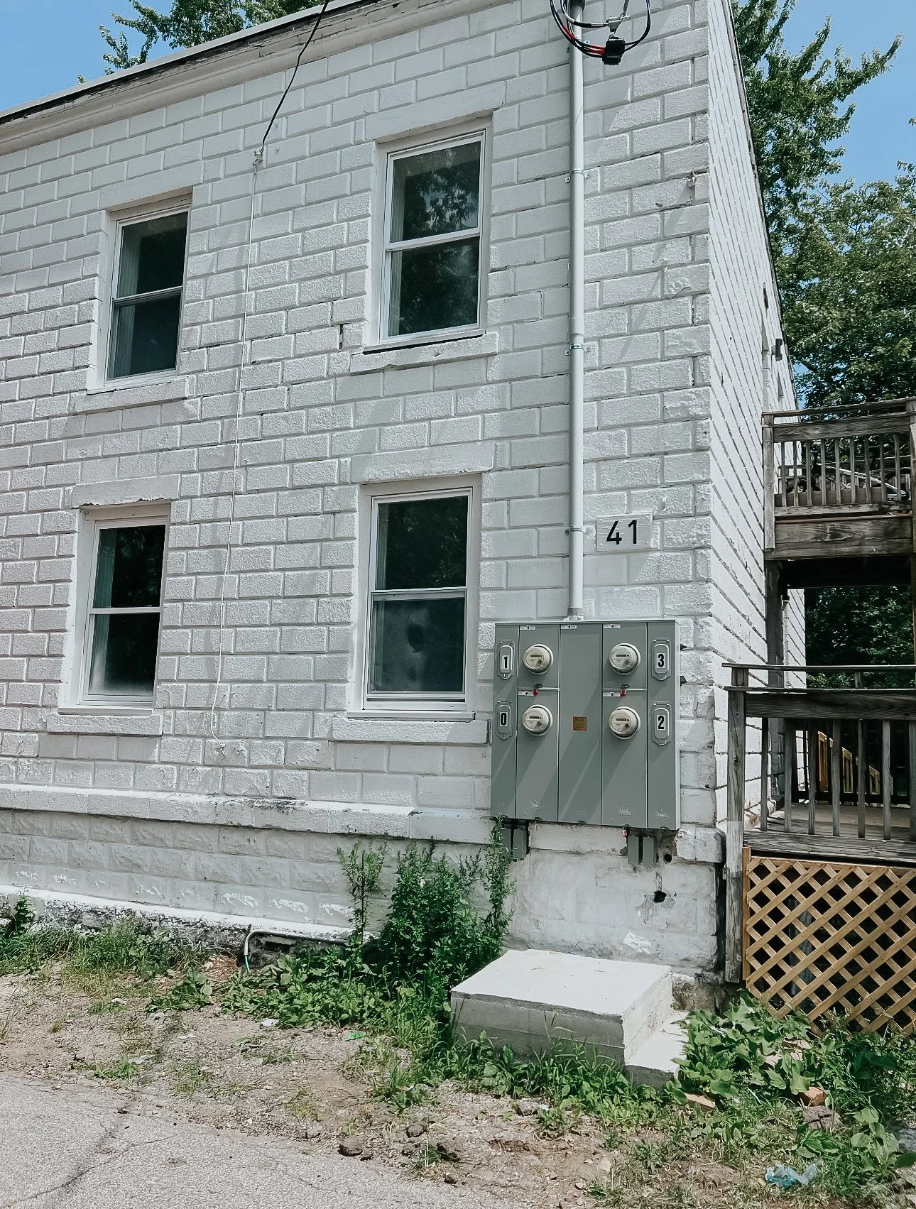 lake st exterior.JPG