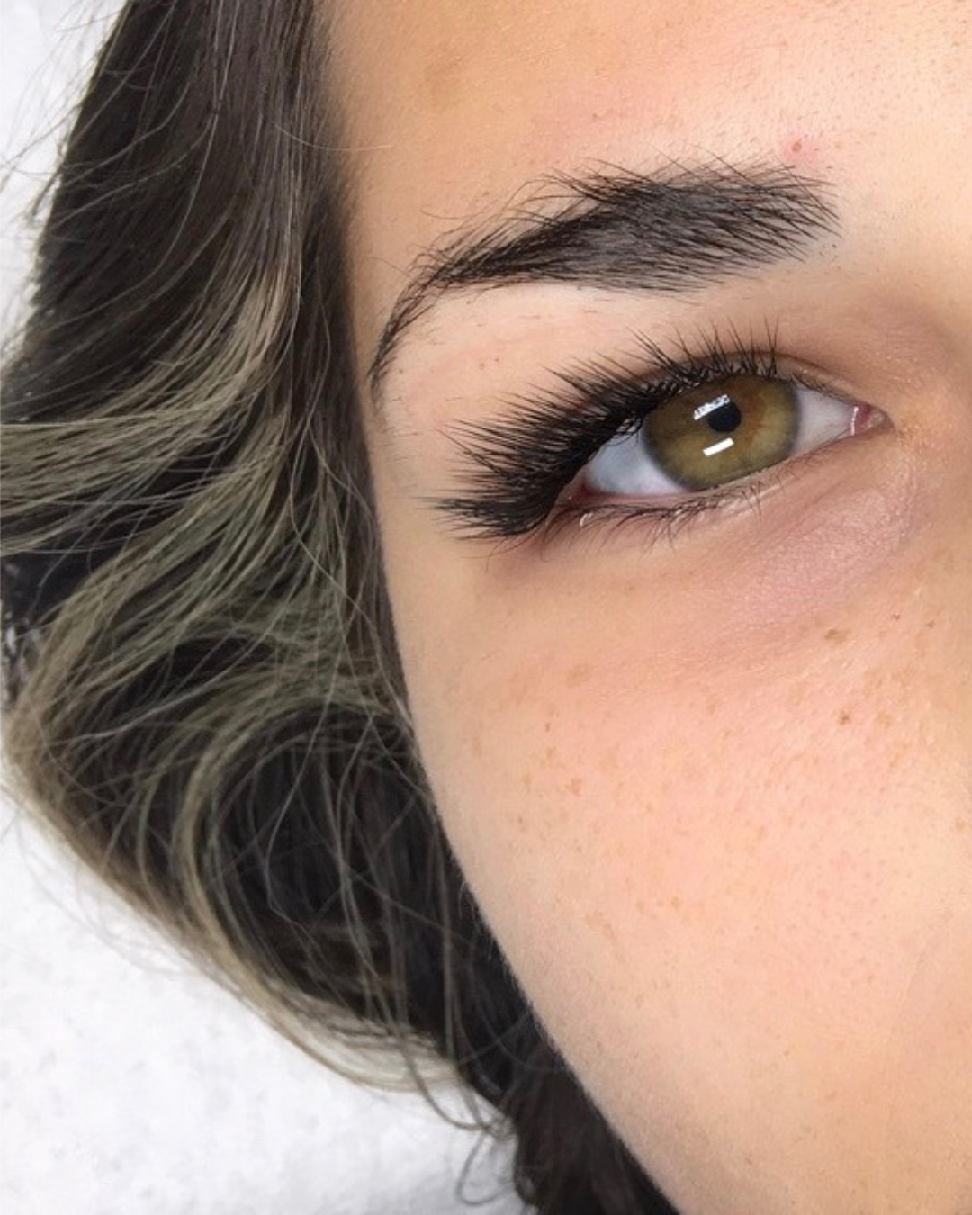 A Classic Fullset of Eyelash Extensions service performed in Land o Lakes Fl.