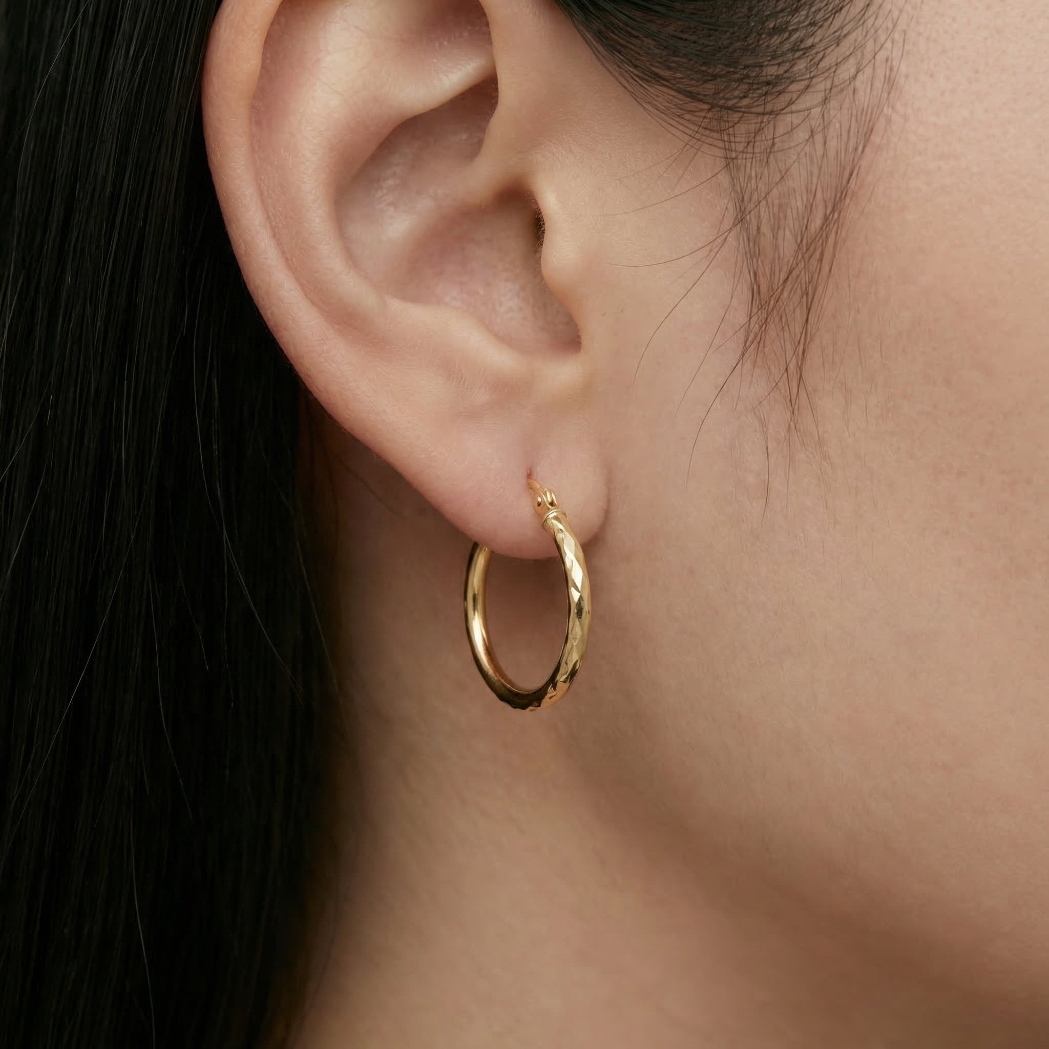 diamond-cut-9ct-yellow-gold-hoop-earrings-1V1 LONDON.jpeg