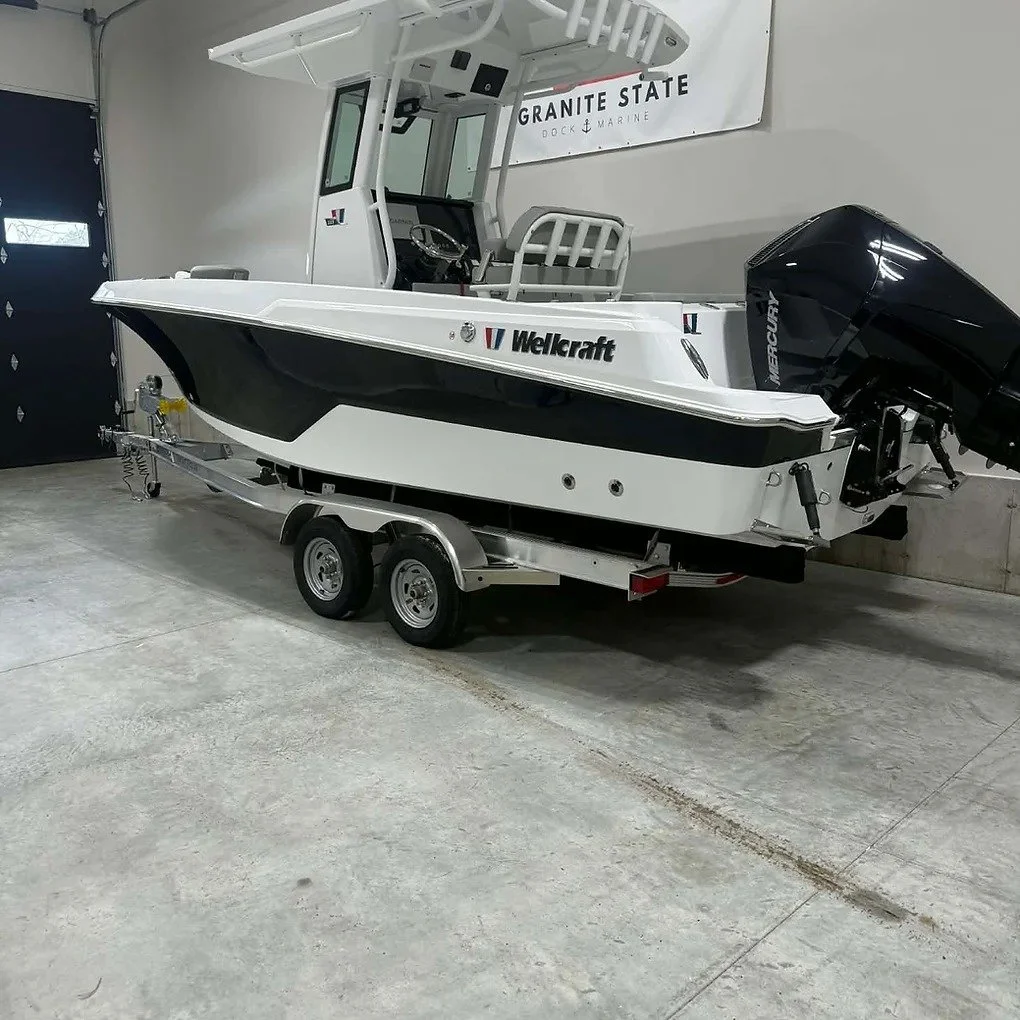 2026 Wellcraft 223 Fisherman w/ Mercury 200 & Trailer