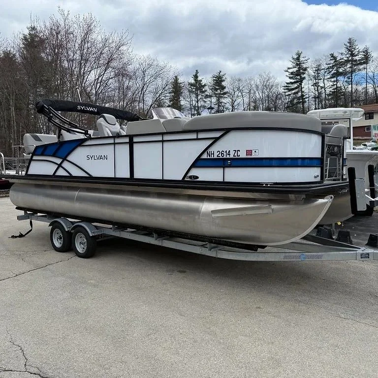 2022 Sylvan L3 w/ Suzuki 300HP