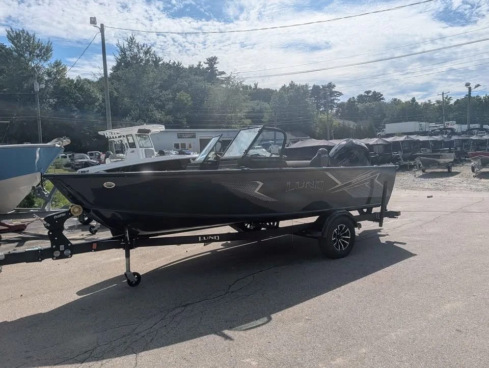 2027 Lund 1800 Adventure Sport w/ Mercury 115 & Trailer