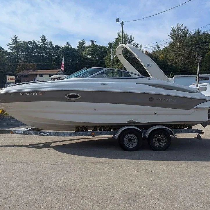 2006 Crownline 260 LS w/ 5.7 Volvo Penta & Trailer