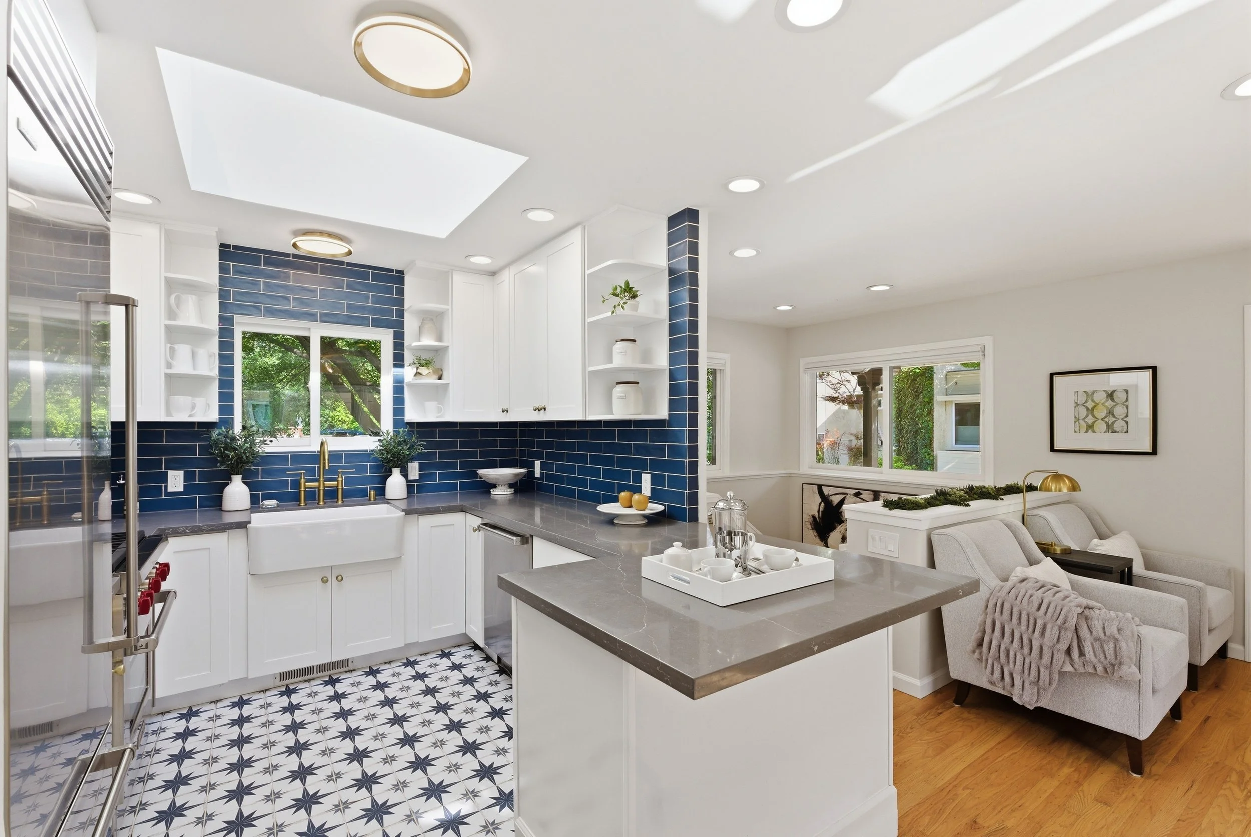 1 5 1157Lincoln_Kitchen_1.jpg