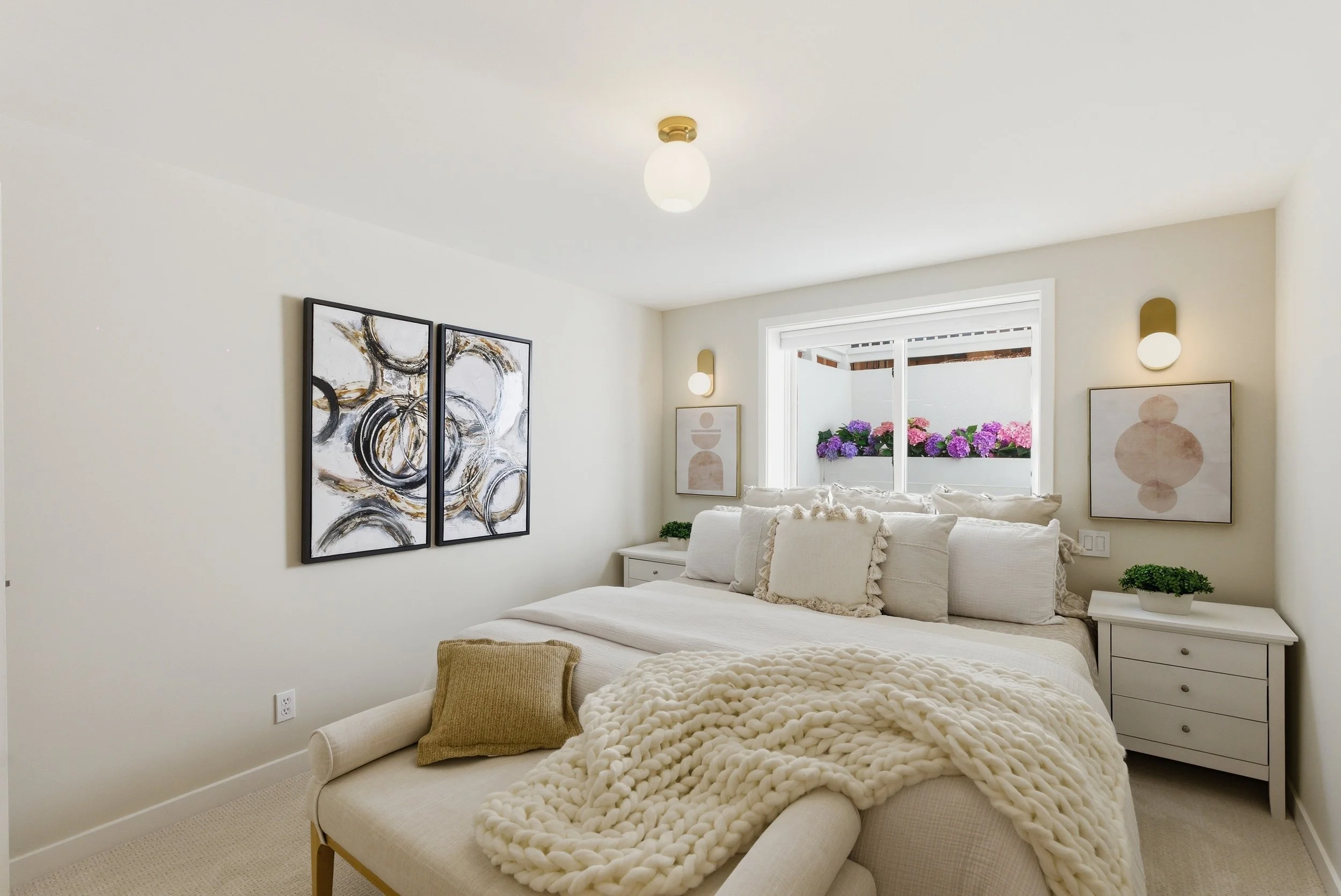 2 1 1157Lincoln_Bedroom_3.jpg