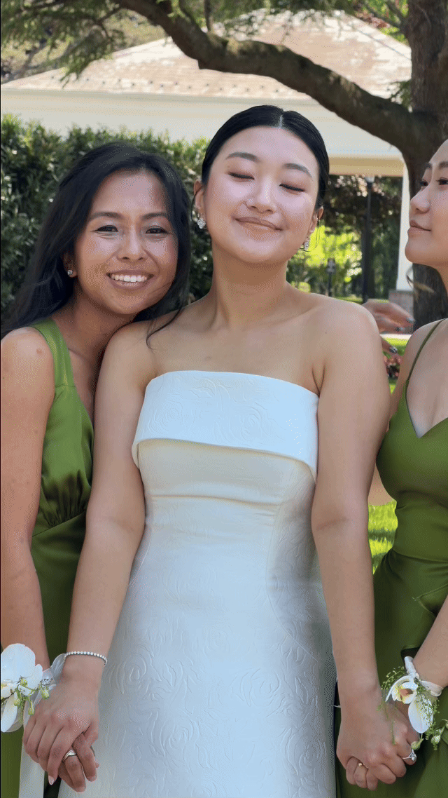 the-lannin-wedding-bridesmaids.gif