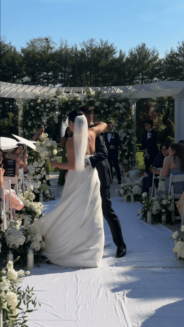 the-lannin-east-meadow-ny-wedding-ceremony.gif